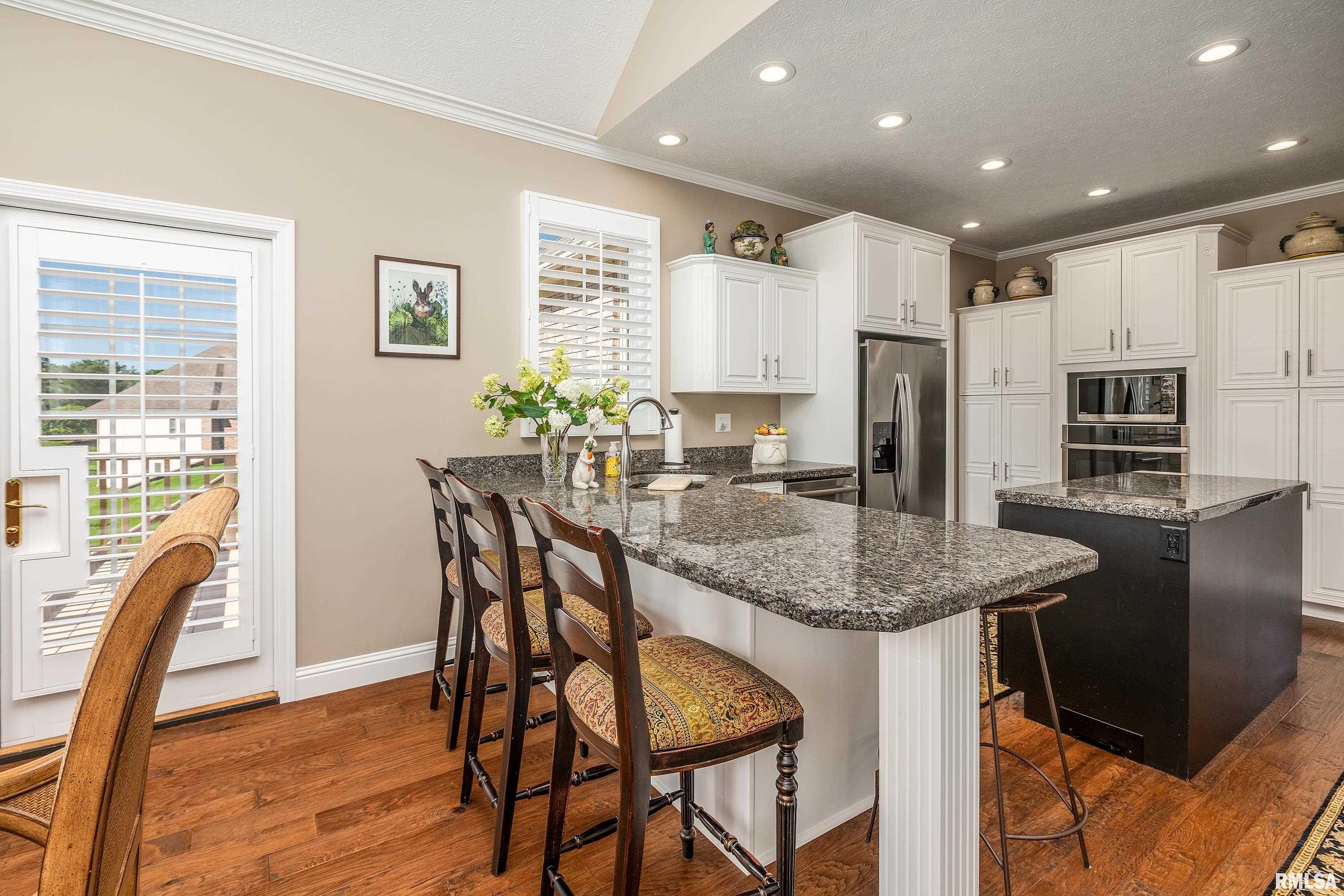 1302 Collins Lane, Marion, Illinois image 37