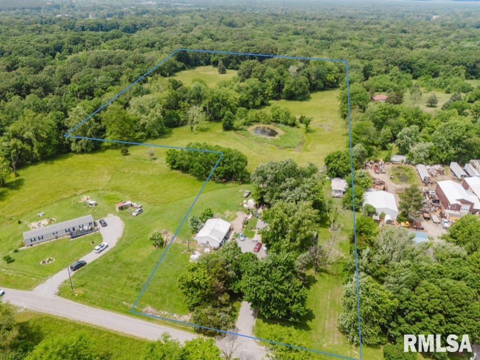 2601 Nielson Crossing Road, Marion, Illinois image 2