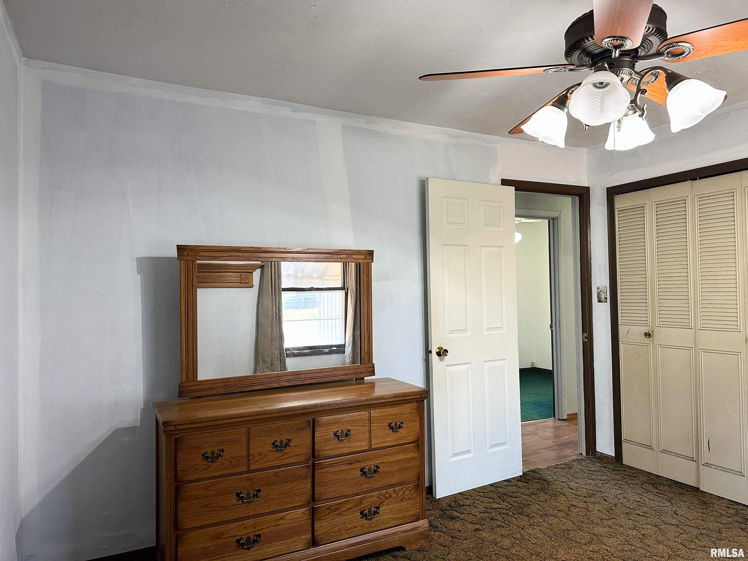 909 N 6th Street, Murphysboro, Illinois image 23