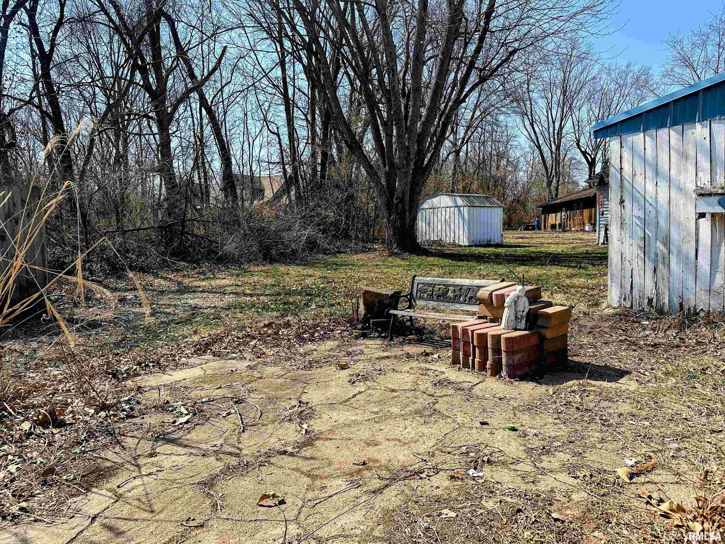 909 N 6th Street, Murphysboro, Illinois image 32