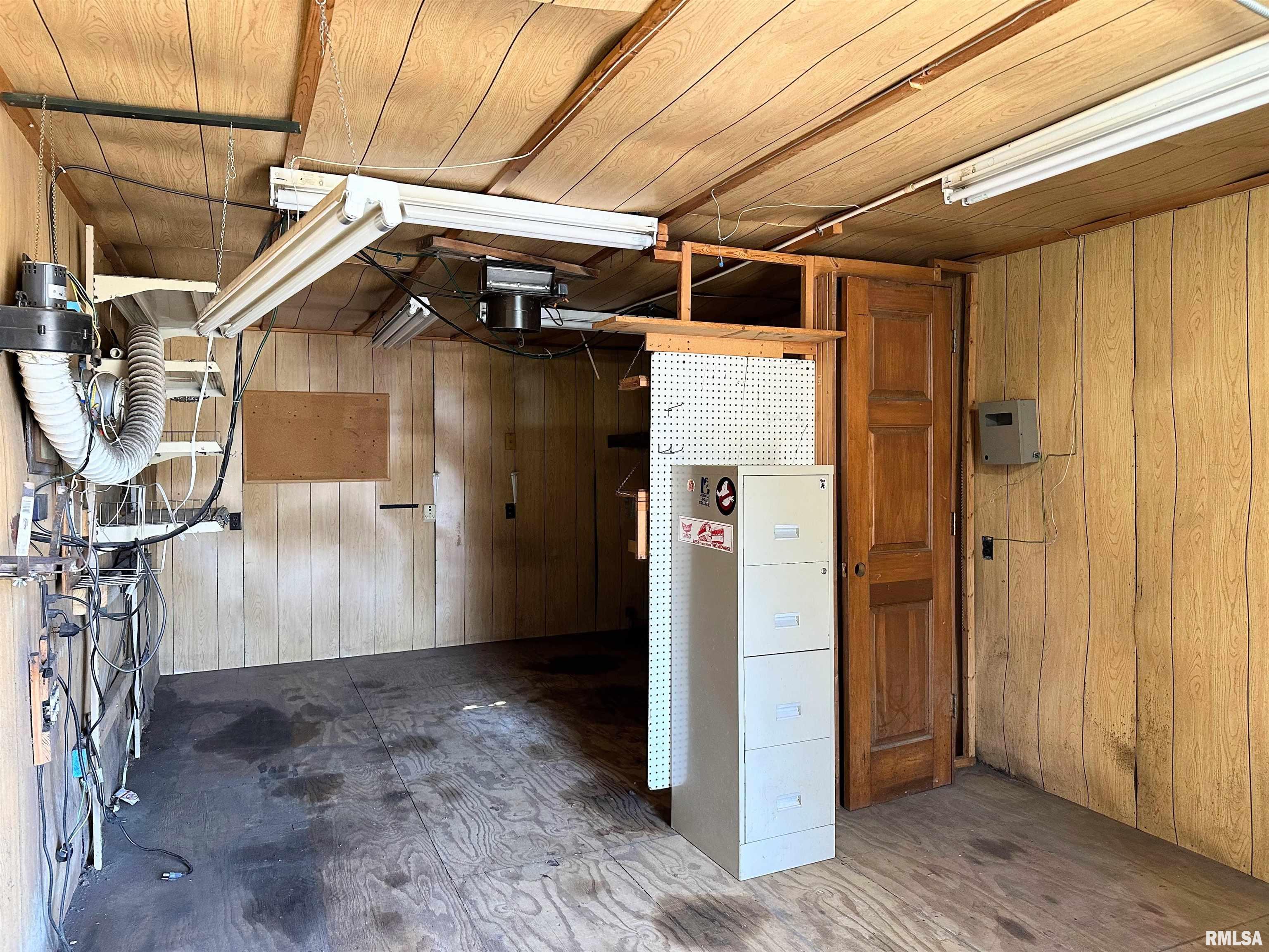 909 N 6th Street, Murphysboro, Illinois image 35