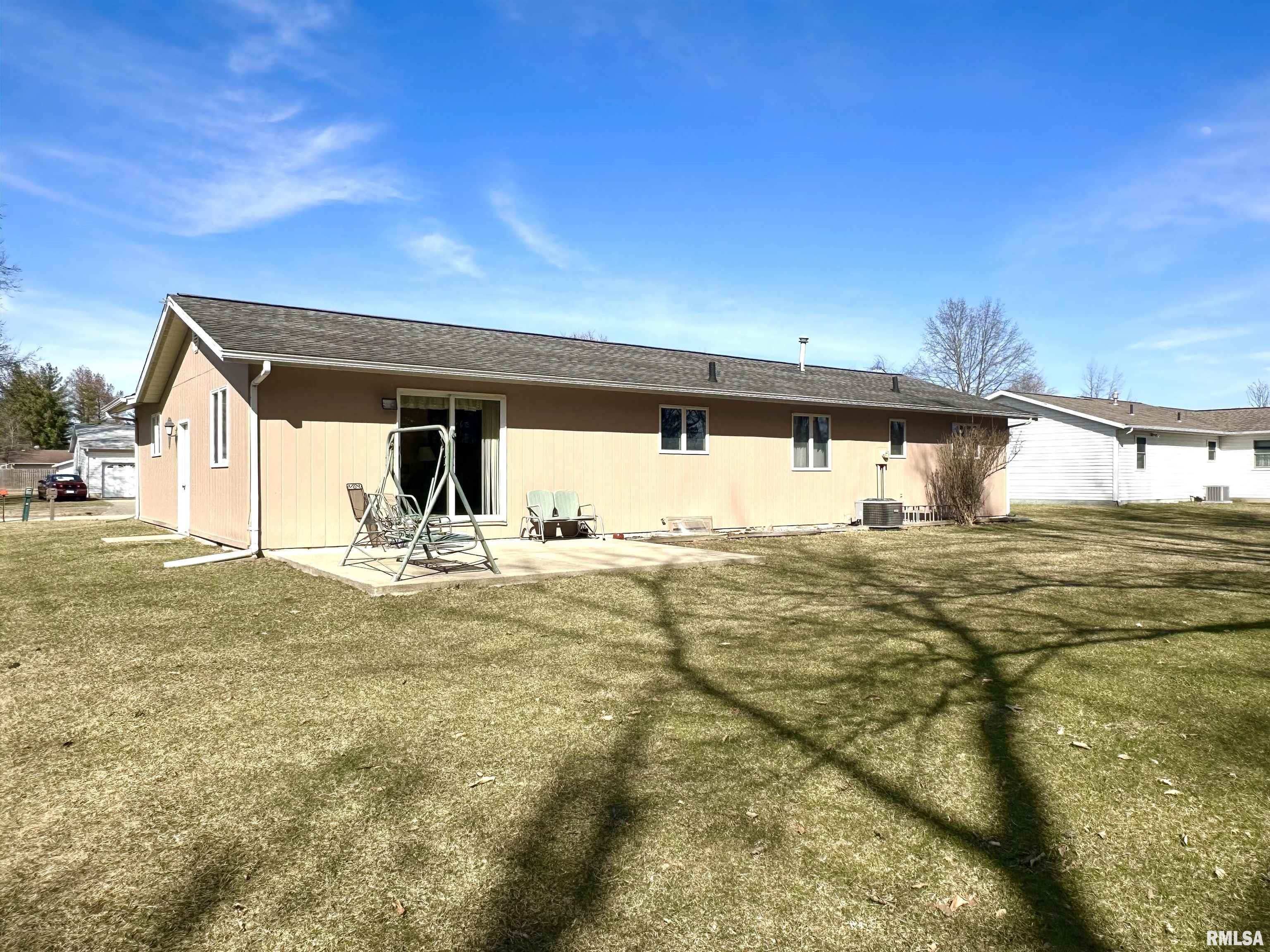 47 Lakewood Drive, Centralia, Illinois image 2