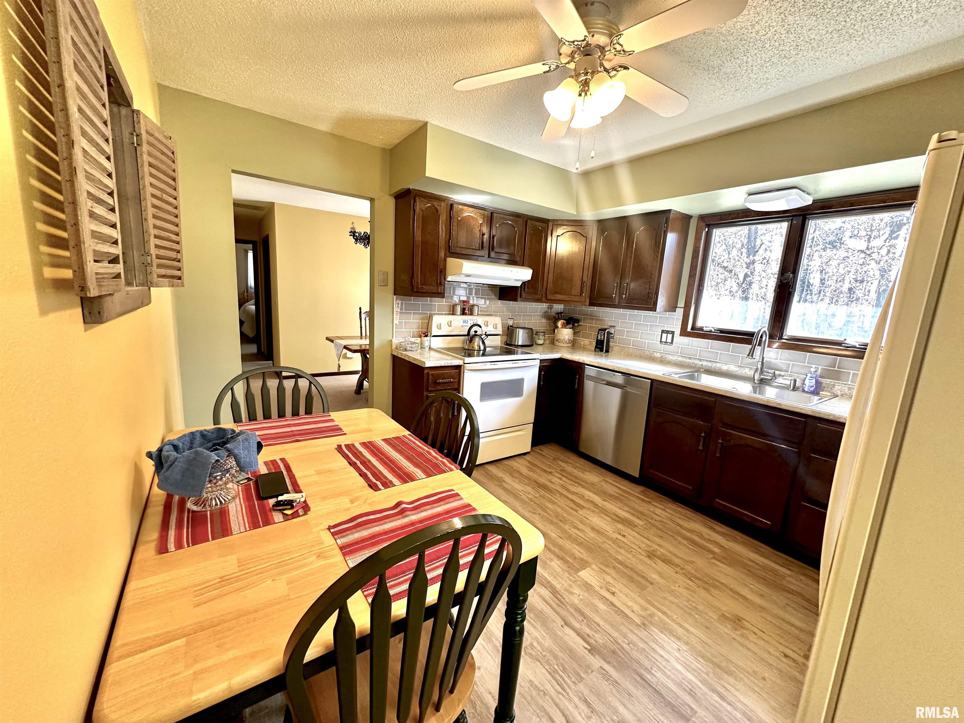 47 Lakewood Drive, Centralia, Illinois image 10