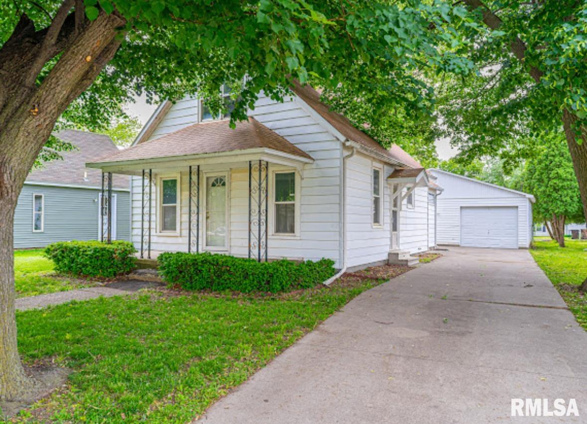 1507 4th Street, Lincoln, Illinois image 2