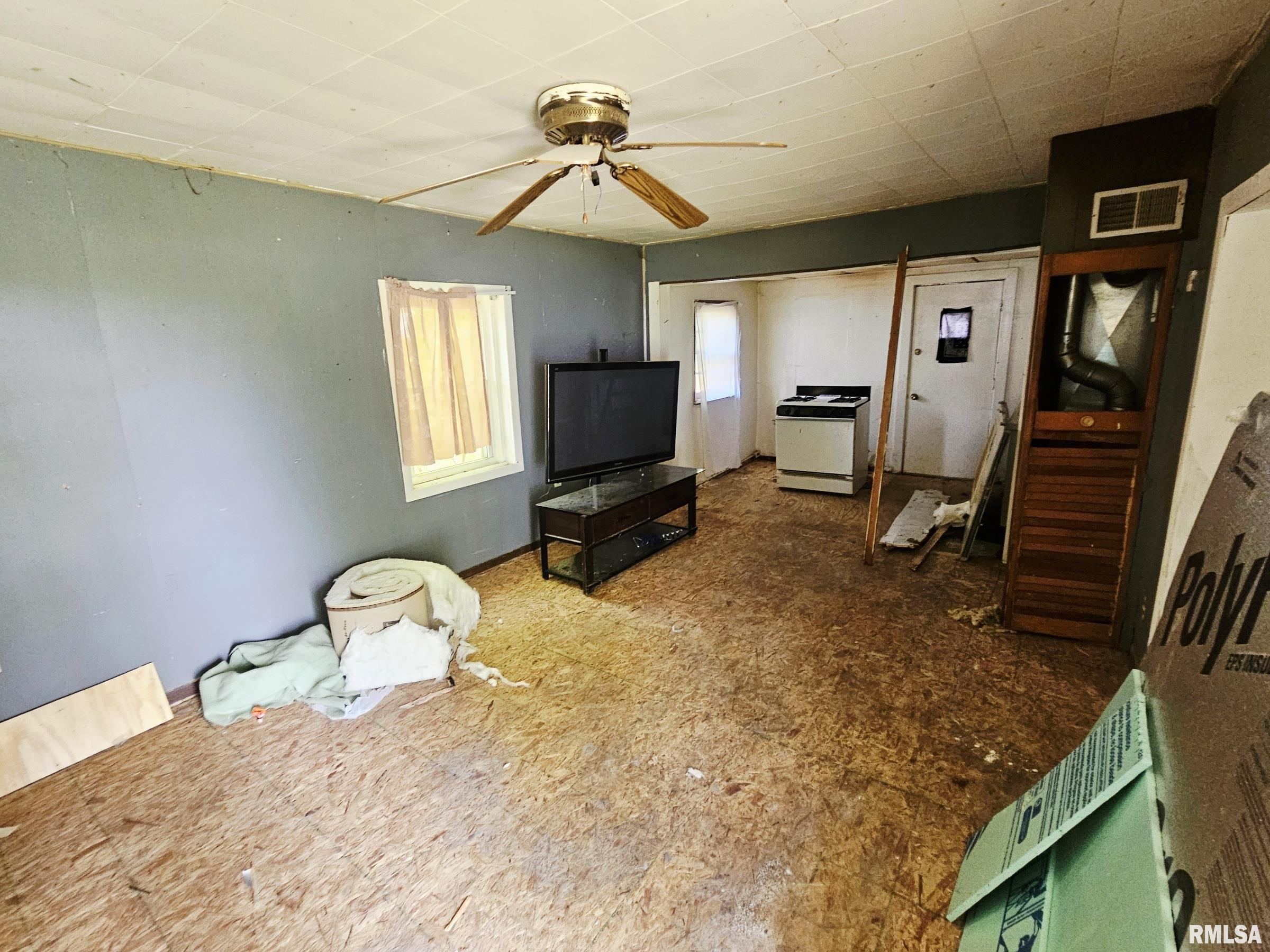 105 North Lane, East Peoria, Illinois image 4