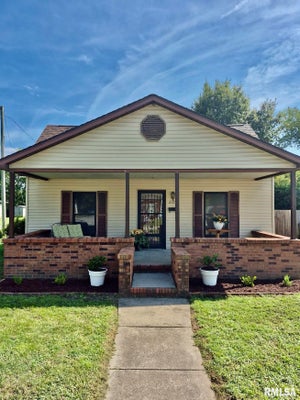 317 E FRANKLIN ST, DU QUOIN, IL 62832 - Image 0b6b64a8b3c2edc94eeaadd2040f8553/3748657076