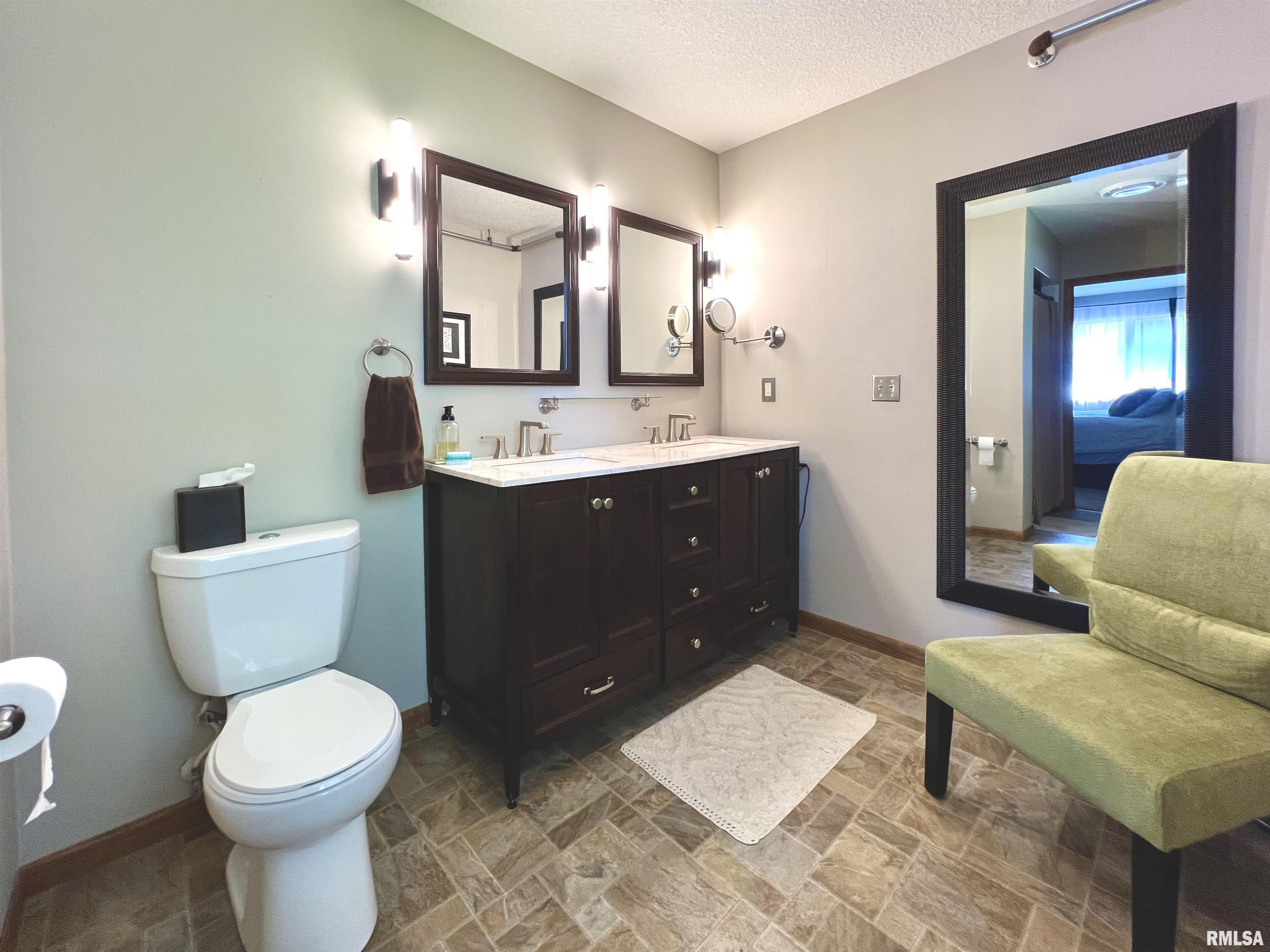118 W 19th Avenue, Coal Valley, Illinois image 15