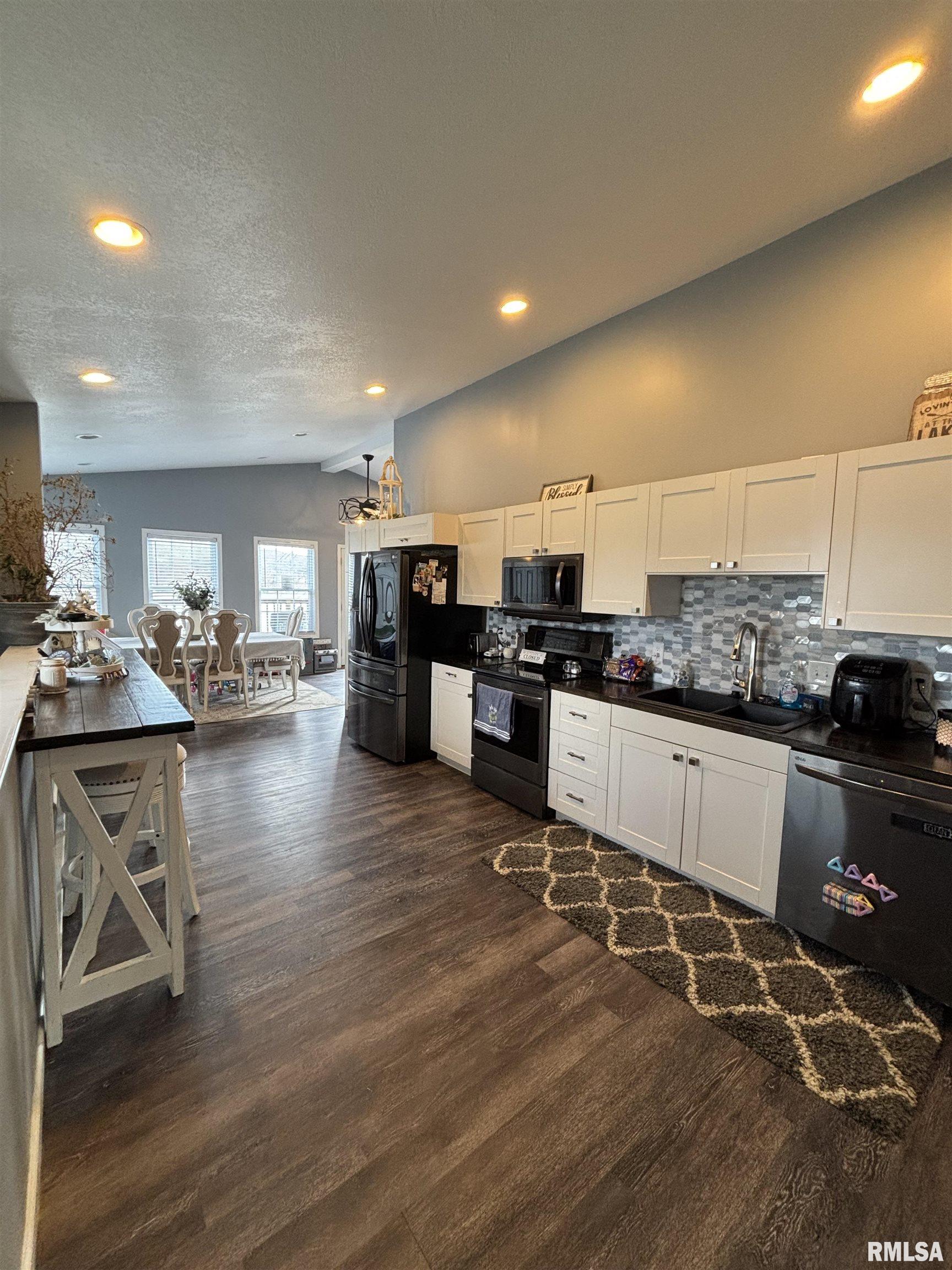 9237 Hohman Lake Road, Brookport, Illinois image 10