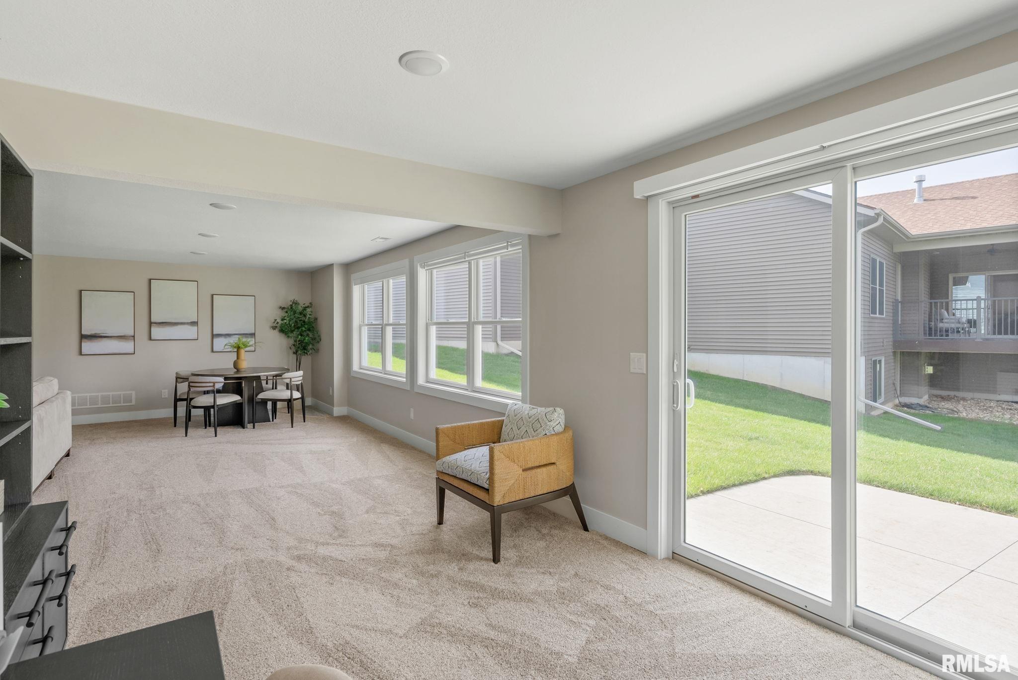 4048 Meadowlark Court, Bettendorf, Iowa image 34