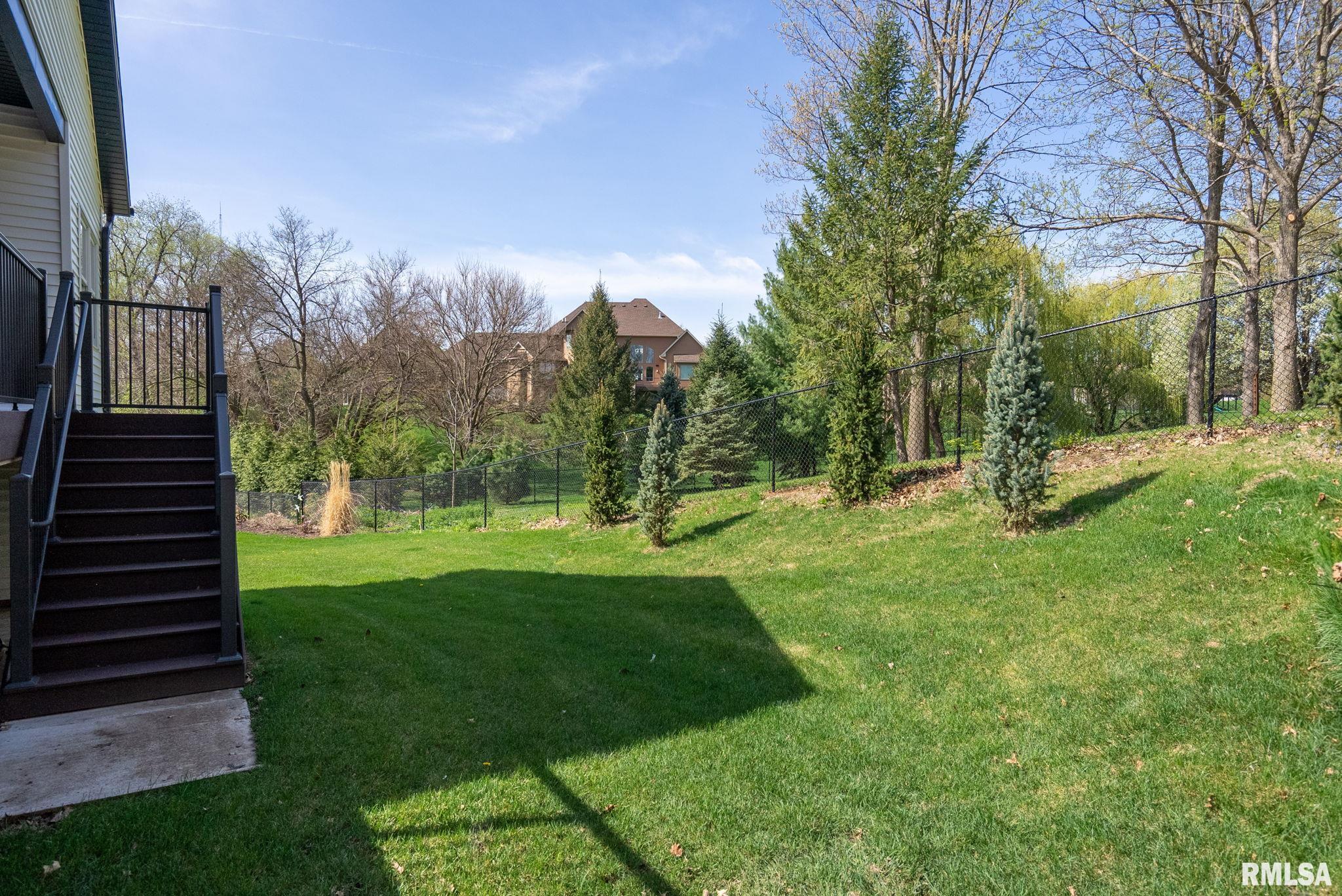 4048 Meadowlark Court, Bettendorf, Iowa image 40