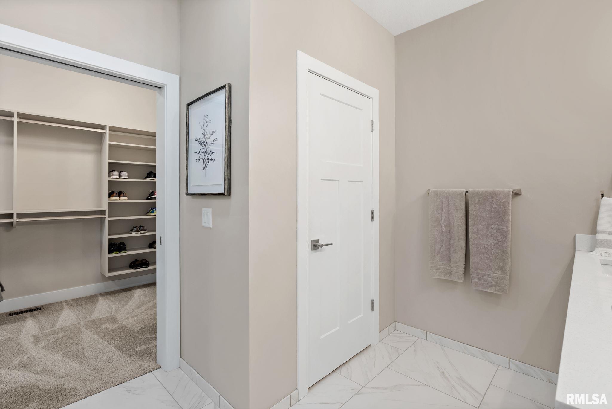 4048 Meadowlark Court, Bettendorf, Iowa image 20