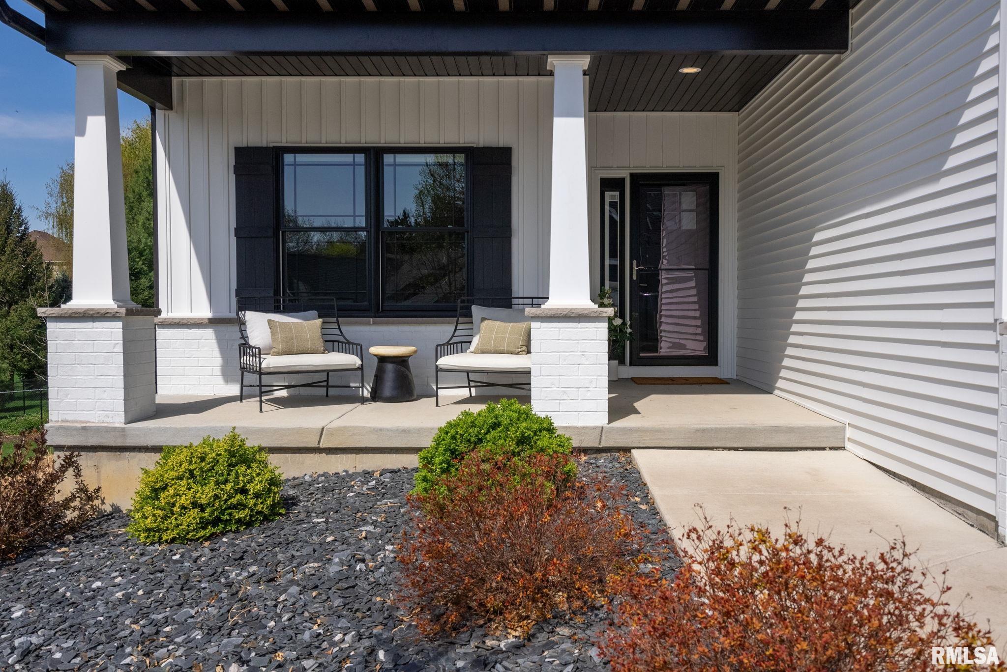 4048 Meadowlark Court, Bettendorf, Iowa image 3
