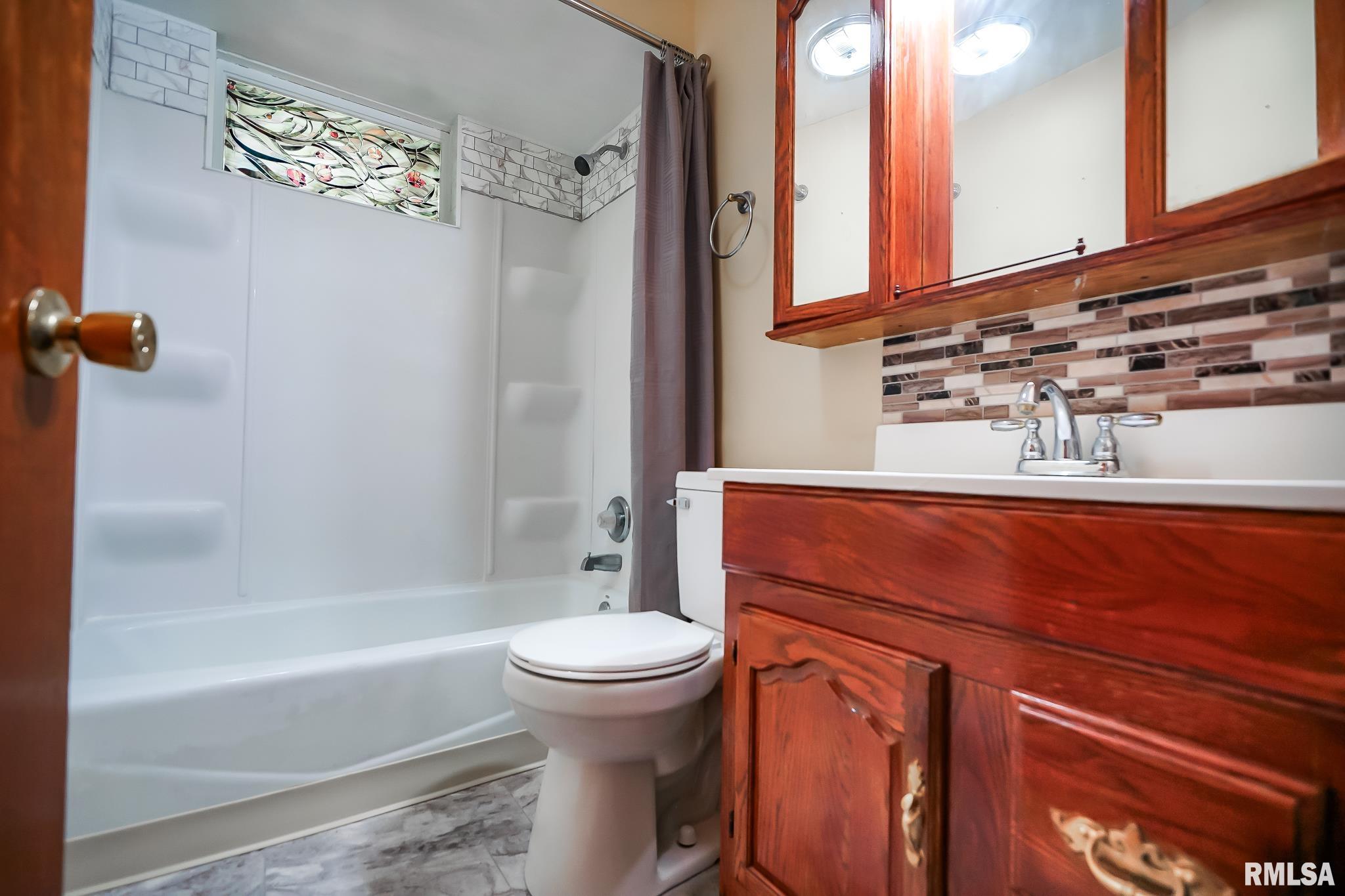 2910 W Scenic Drive, Peoria, Illinois image 33