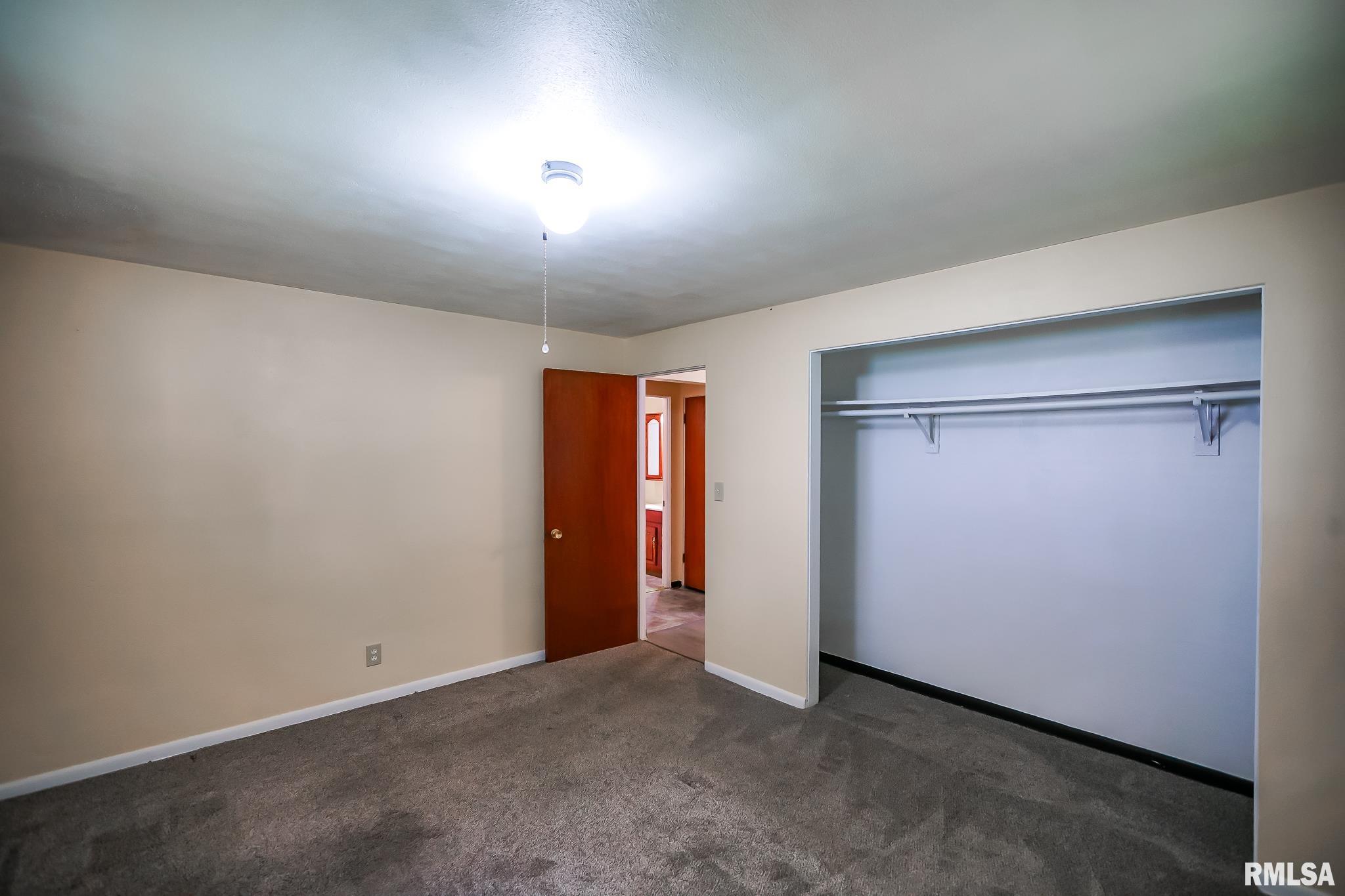 2910 W Scenic Drive, Peoria, Illinois image 24