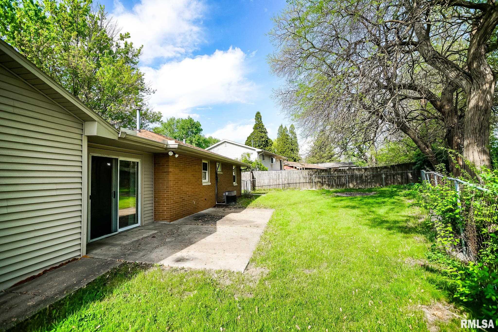 2910 W Scenic Drive, Peoria, Illinois image 37