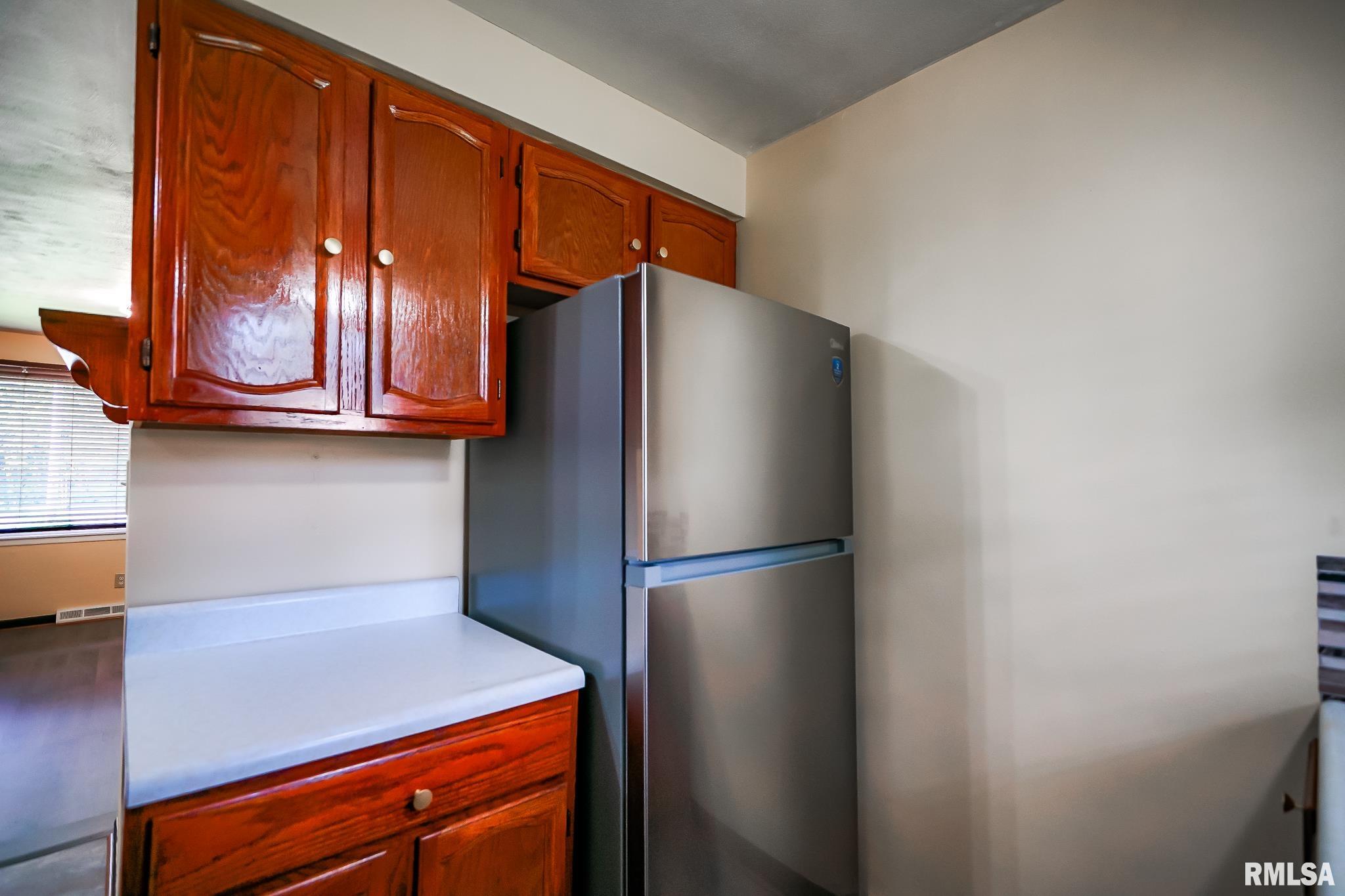 2910 W Scenic Drive, Peoria, Illinois image 14