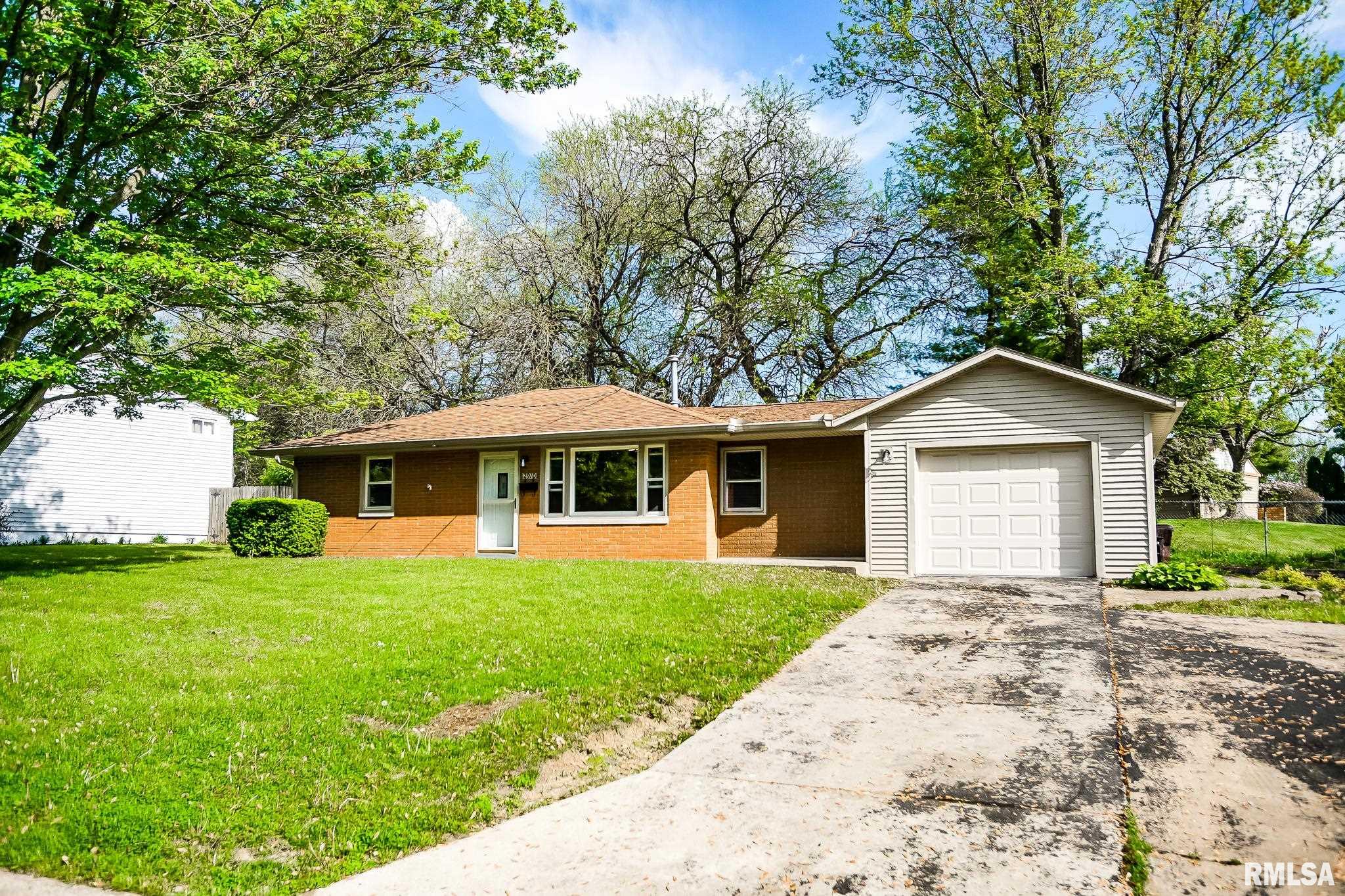 2910 W Scenic Drive, Peoria, Illinois image 2