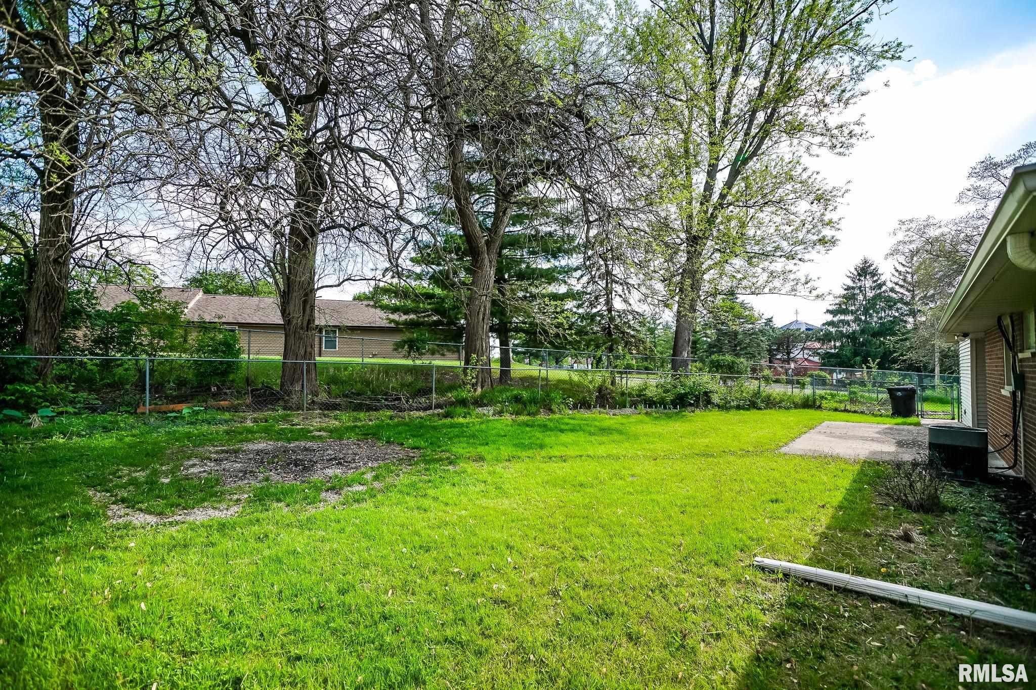 2910 W Scenic Drive, Peoria, Illinois image 41