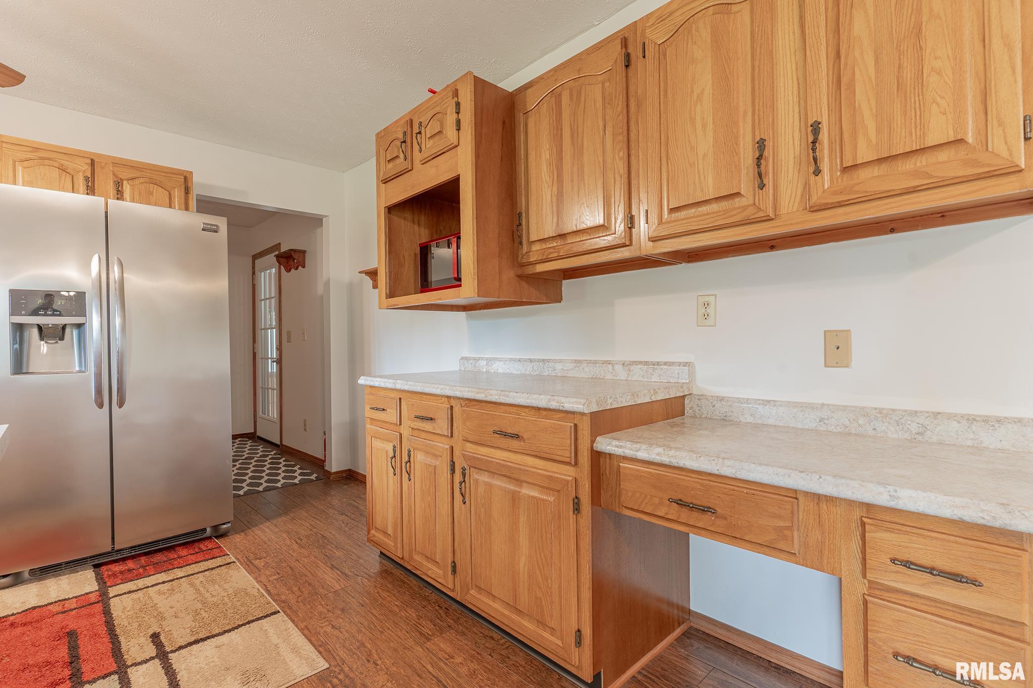 8 Mitchell Drive, Wayne City, Illinois image 21