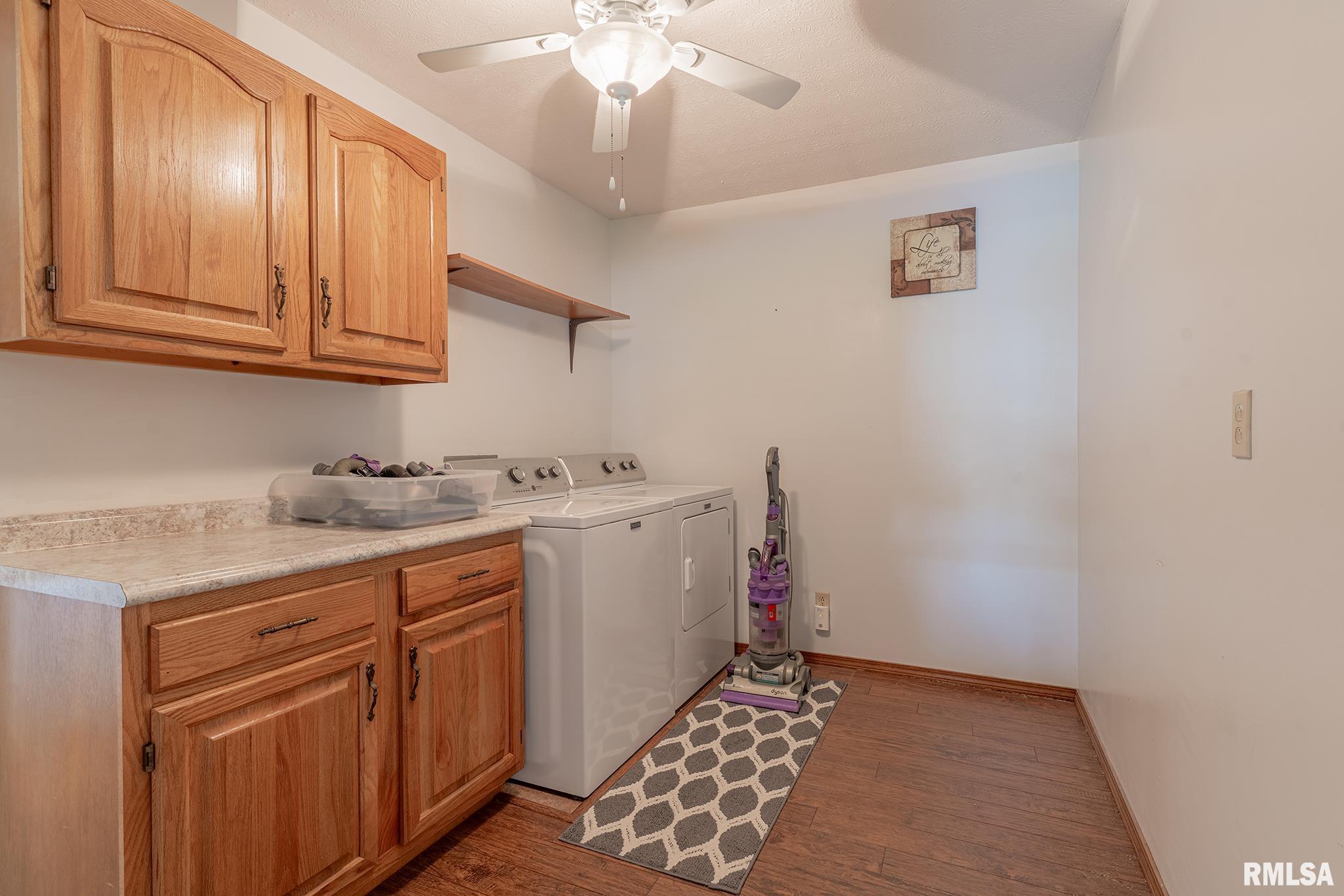 8 Mitchell Drive, Wayne City, Illinois image 24