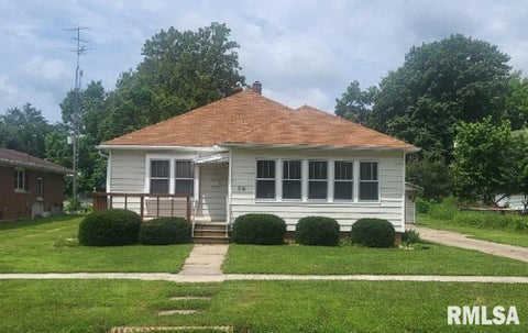 Homes For Sale - 516 S Mary Street<br/> Henderson County, Stronghurst, IL 61480