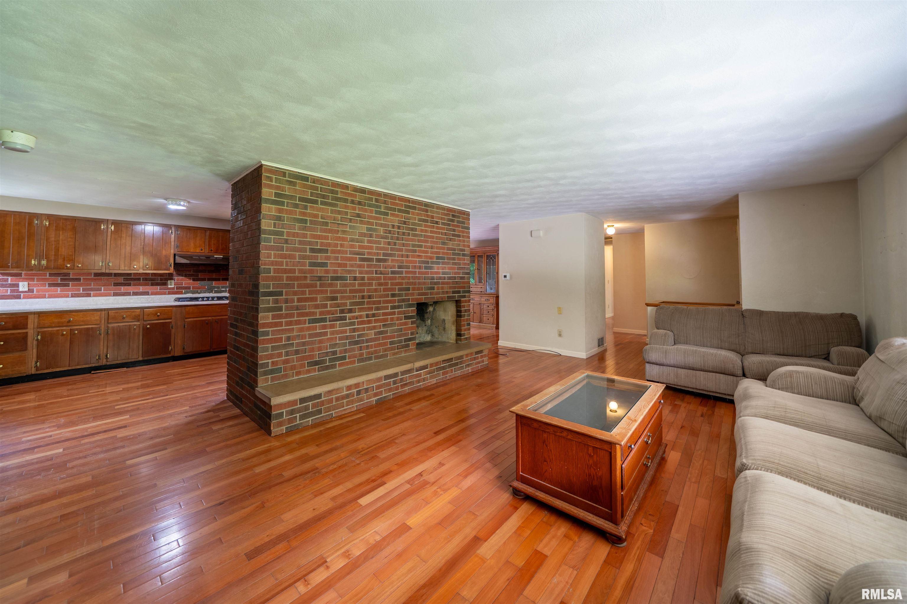 23907 Veterans Road, Morton, Illinois image 6
