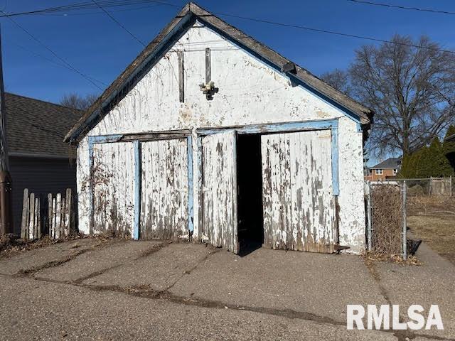 2822 Harrison Street, Davenport, Iowa image 14