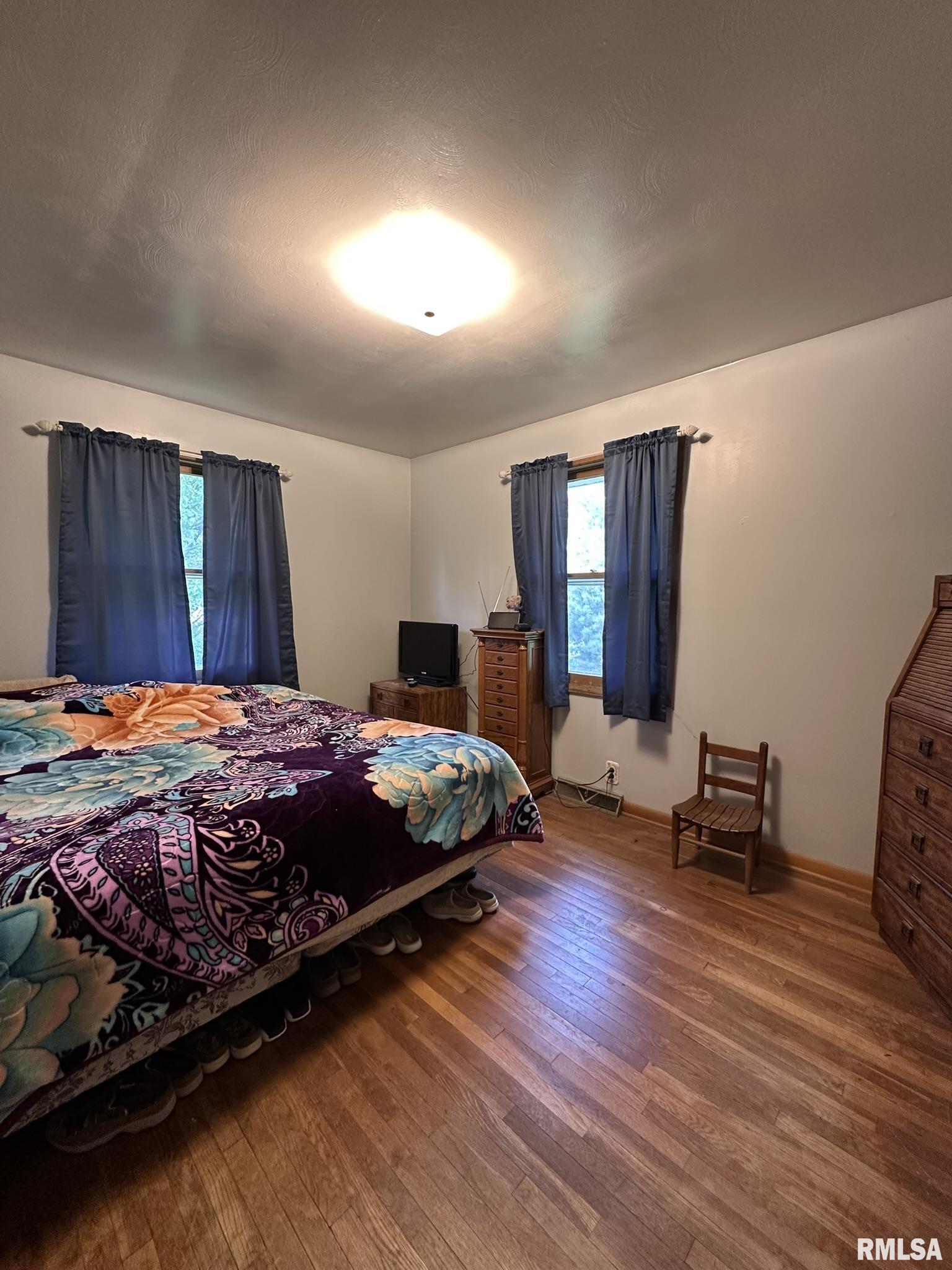 810 NW 7th Avenue, Galva, Illinois image 32
