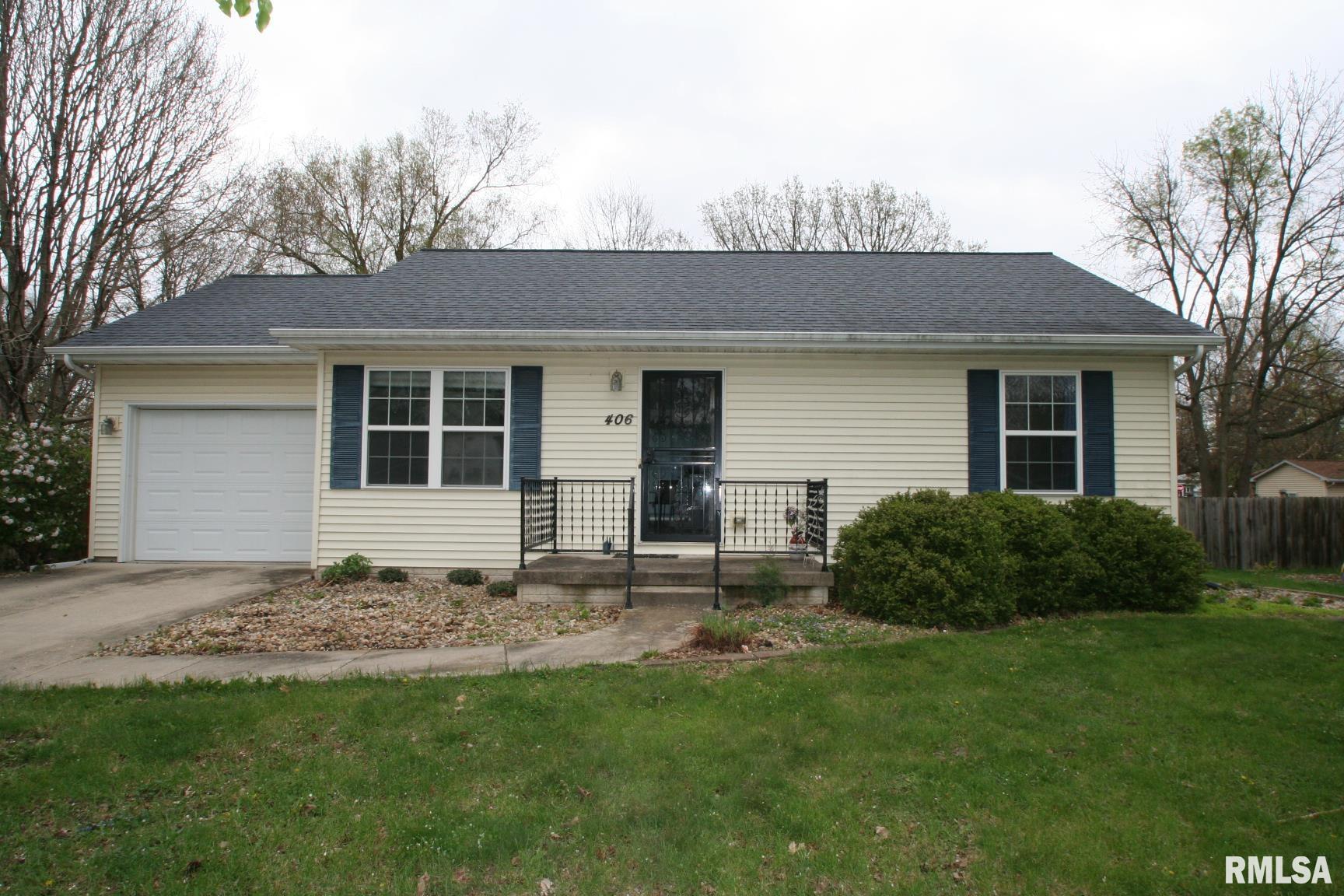 406 N Minier Avenue, Minier, Illinois image 2