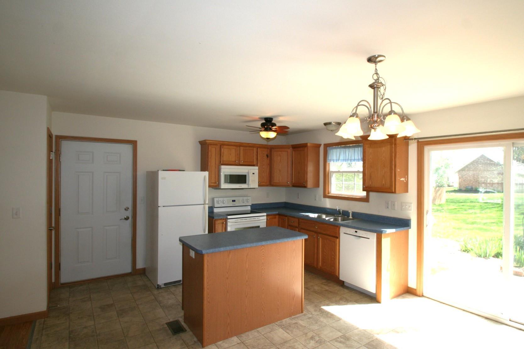 406 N Minier Avenue, Minier, Illinois image 11