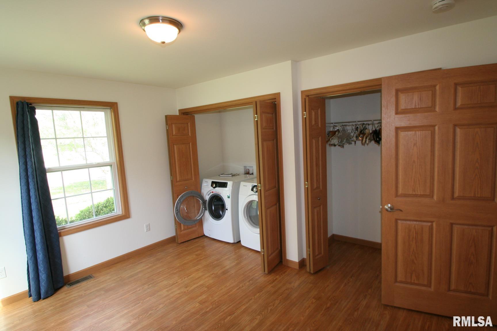 406 N Minier Avenue, Minier, Illinois image 16
