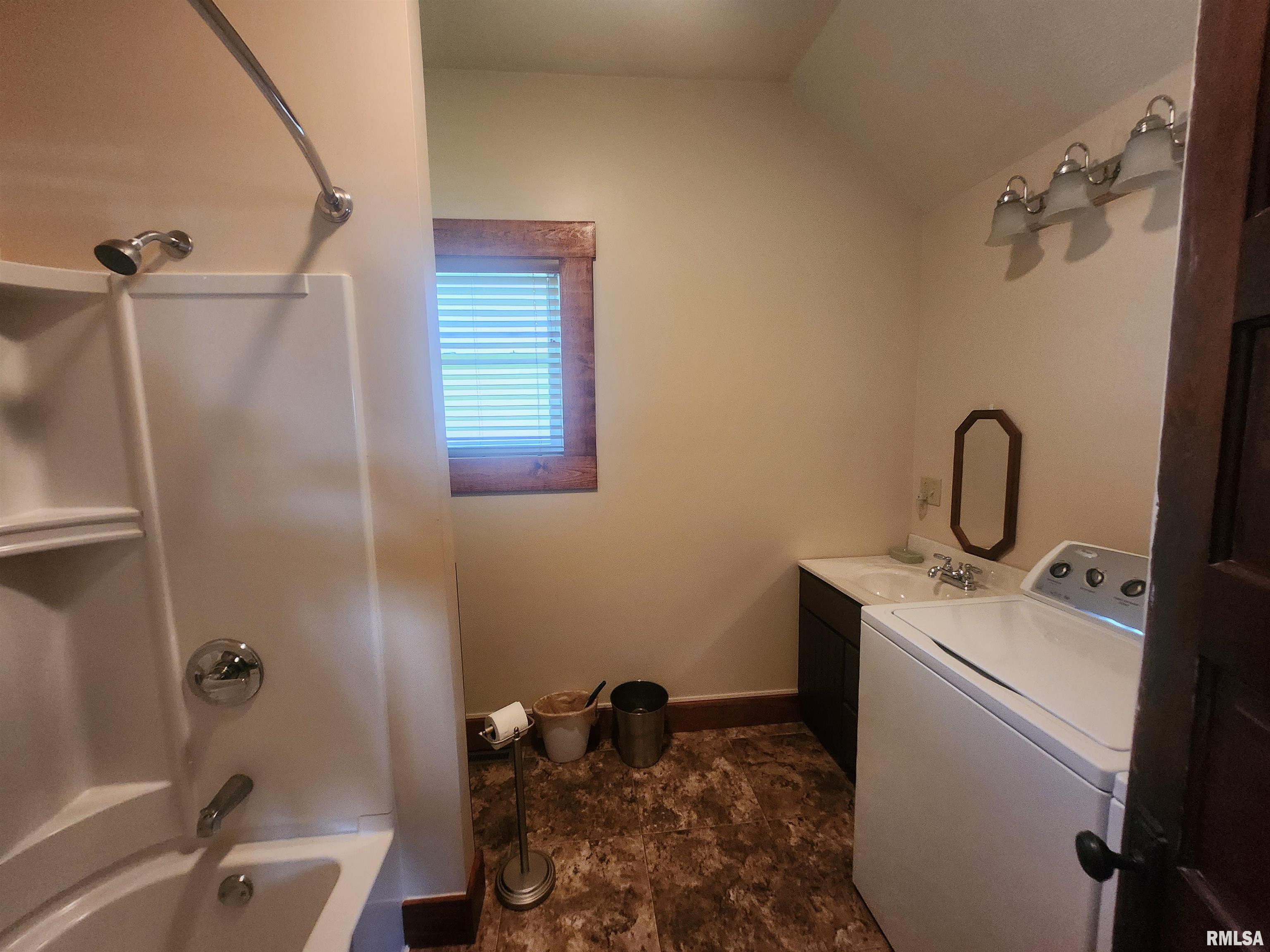 201 W Saint Louis Street, Pinckneyville, Illinois image 13