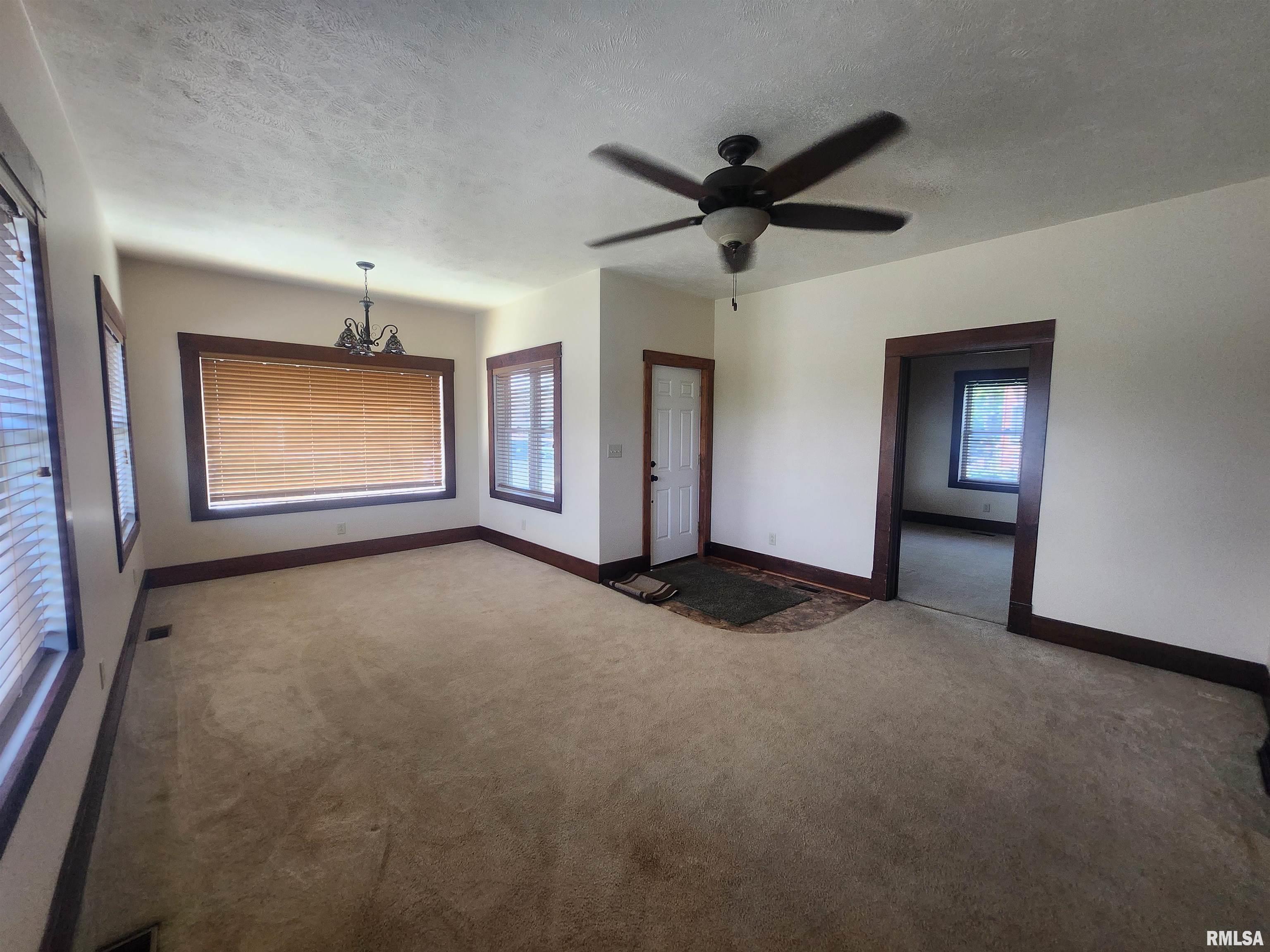 201 W Saint Louis Street, Pinckneyville, Illinois image 18