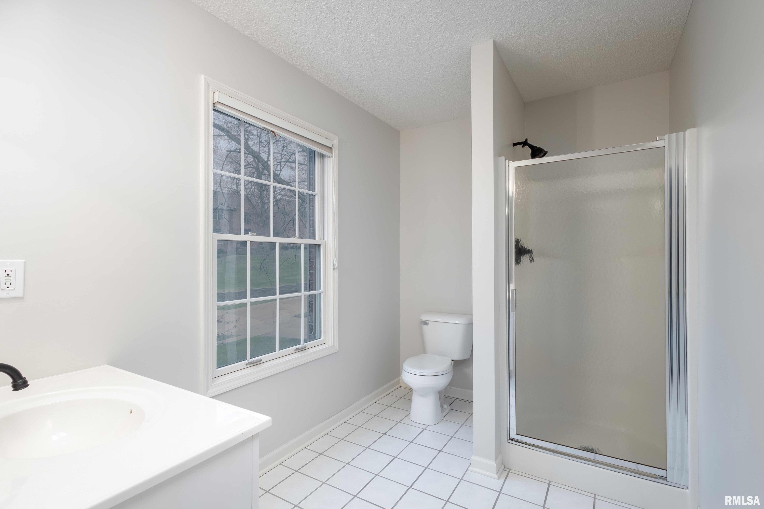 6800 Ridges Court, Bettendorf, Iowa image 34