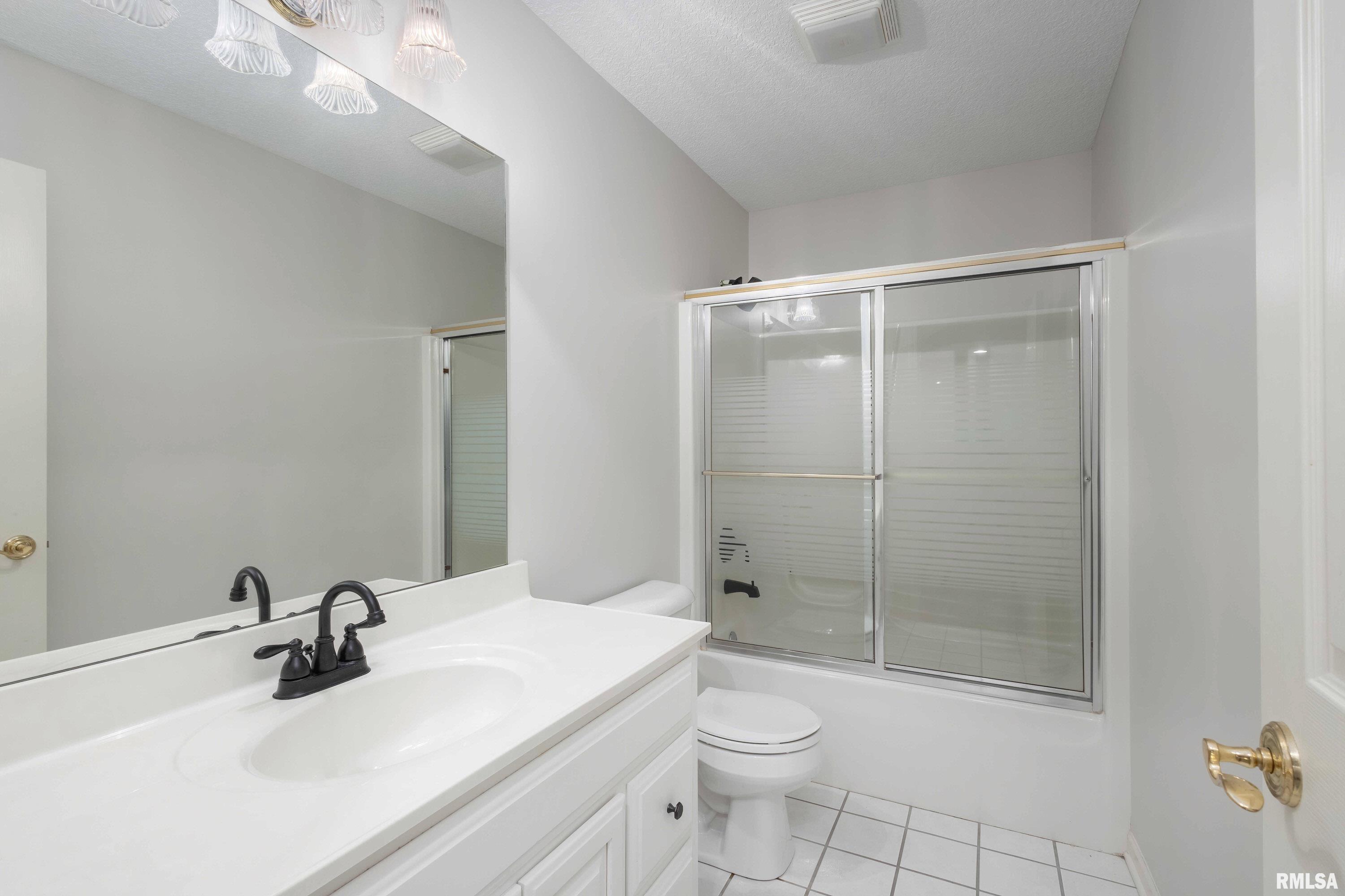 6800 Ridges Court, Bettendorf, Iowa image 39