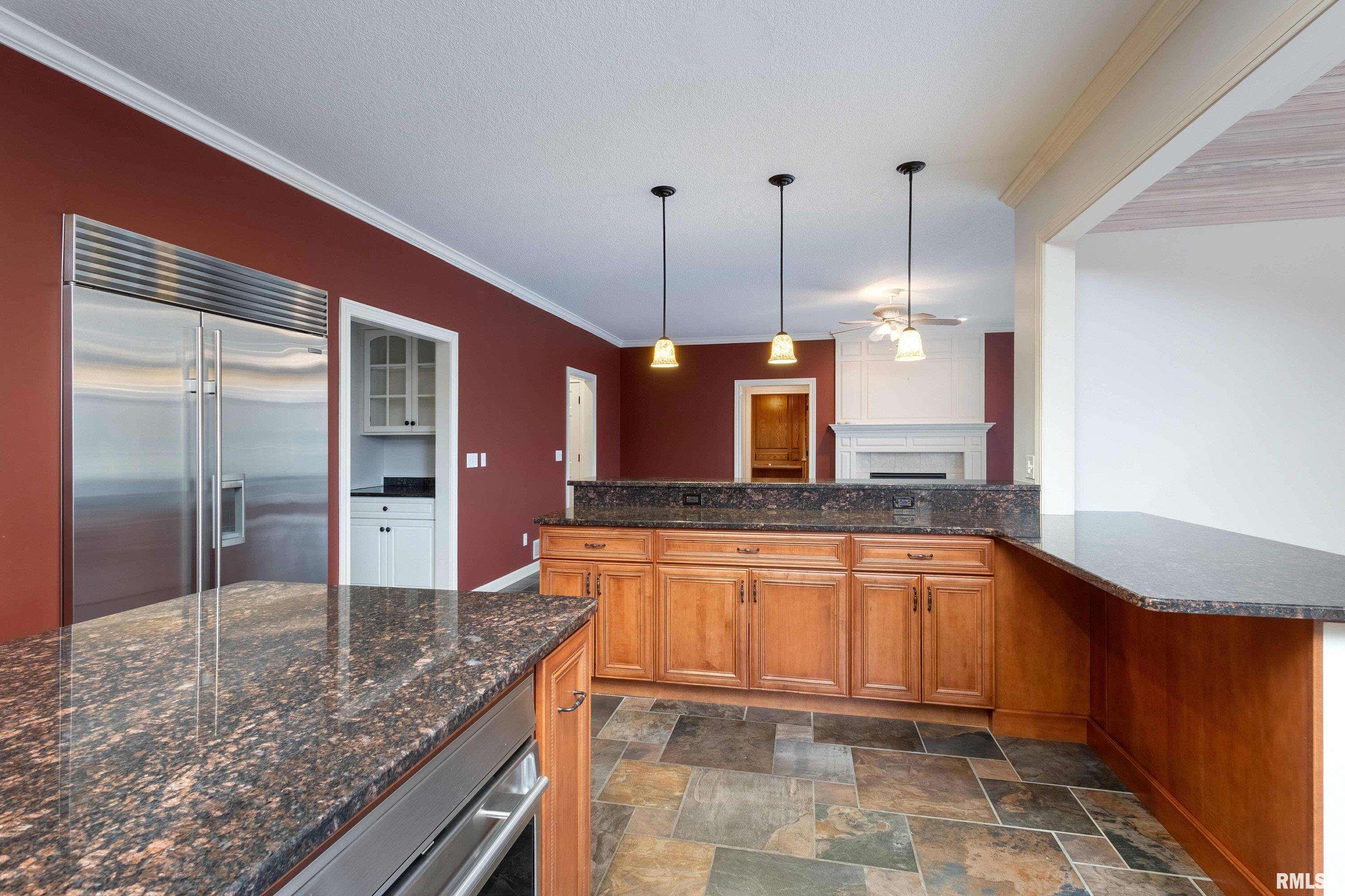 6800 Ridges Court, Bettendorf, Iowa image 20