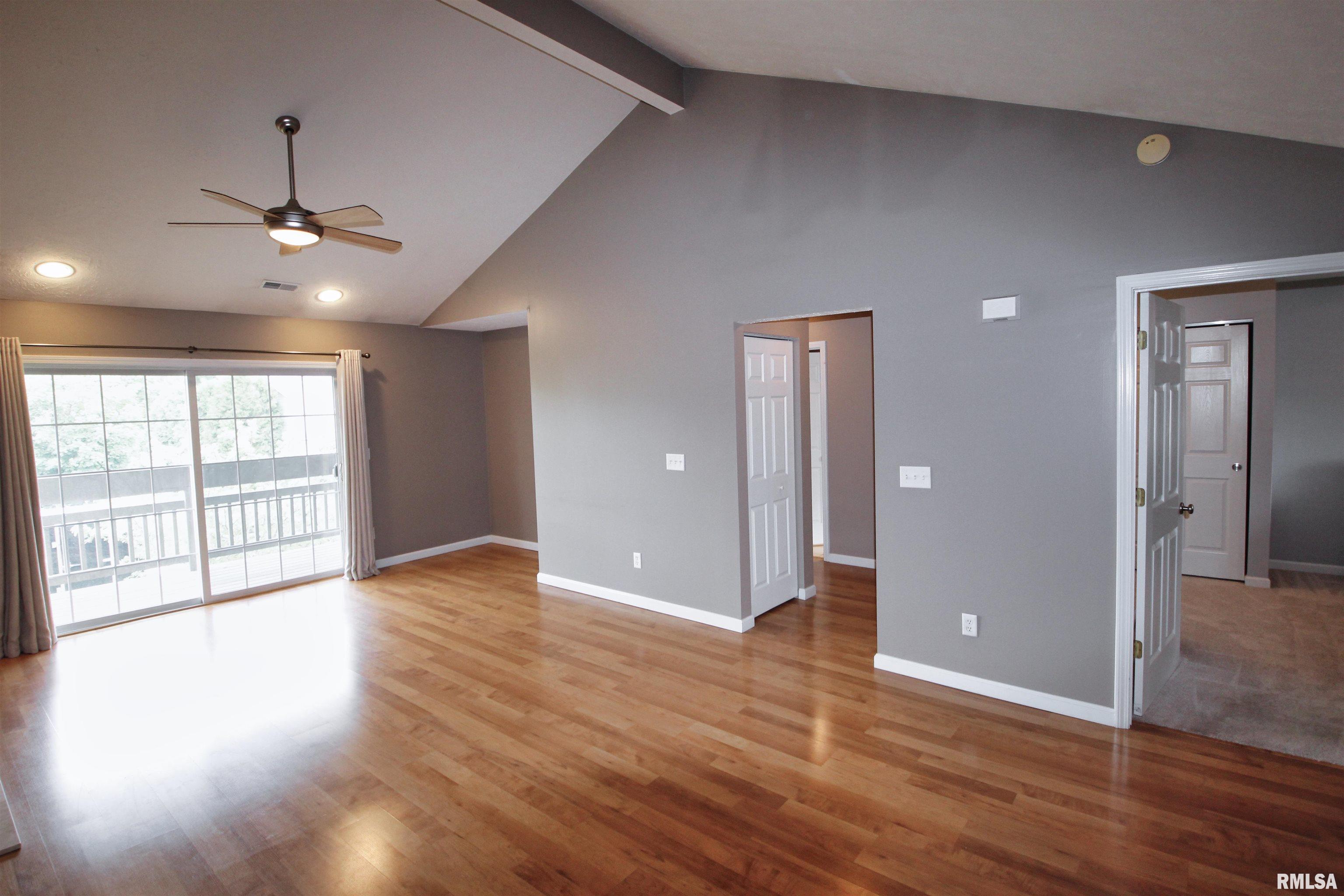 4507 N Thornhill Drive #203C, Peoria, Illinois image 2