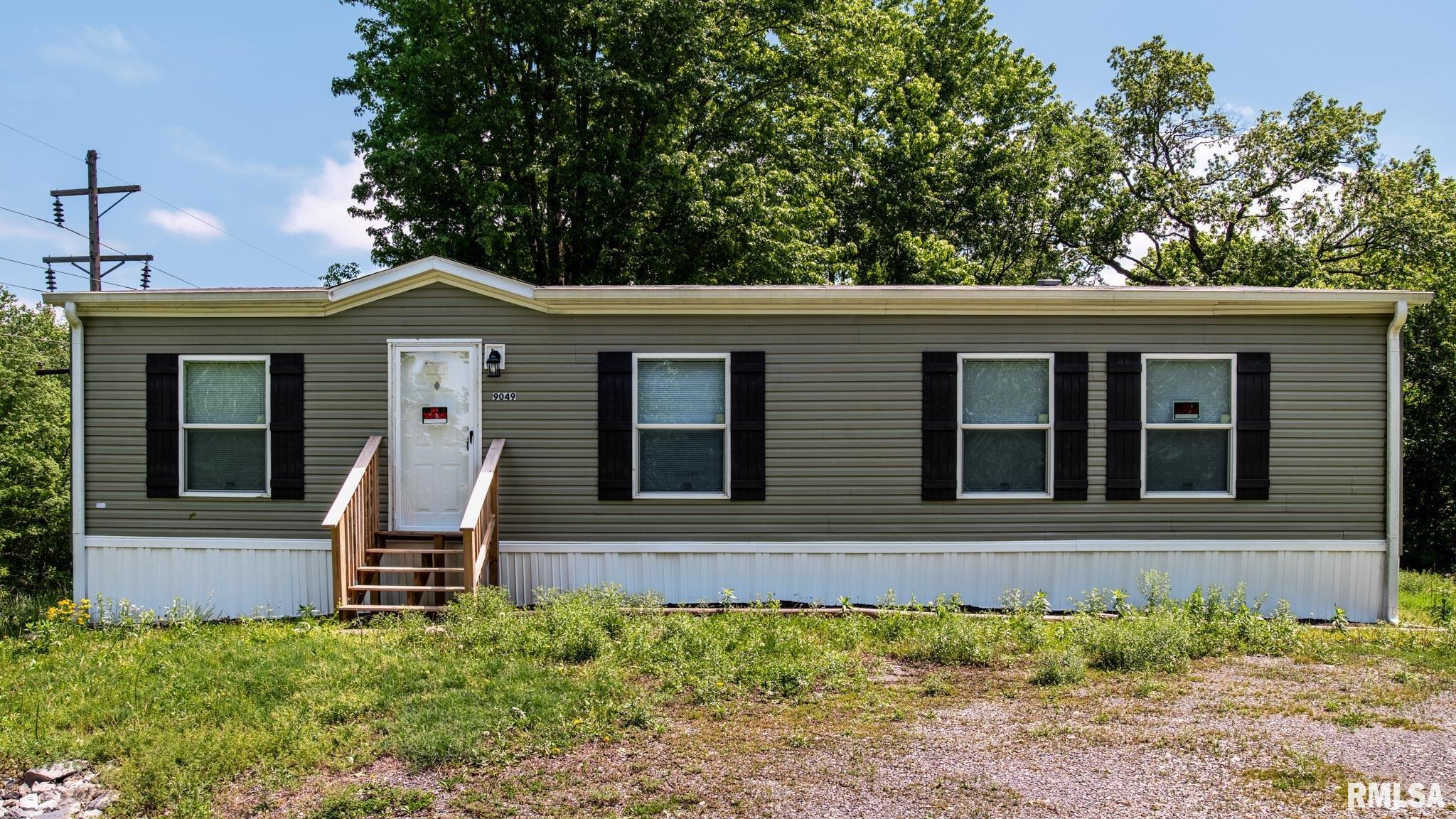 Photo 1 of 28 — 9049 Grassy Road, Marion, IL 62959
