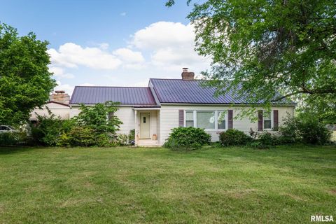 Homes For Sale - 6868 Route 37<br/> Williamson County, Marion, IL 62959