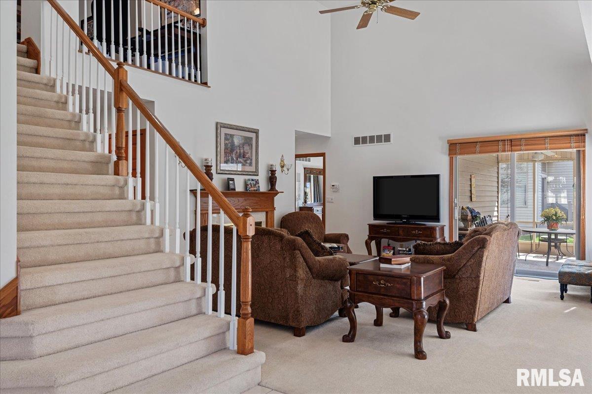 3204 Eagle Watch Drive, Springfield, Illinois image 4