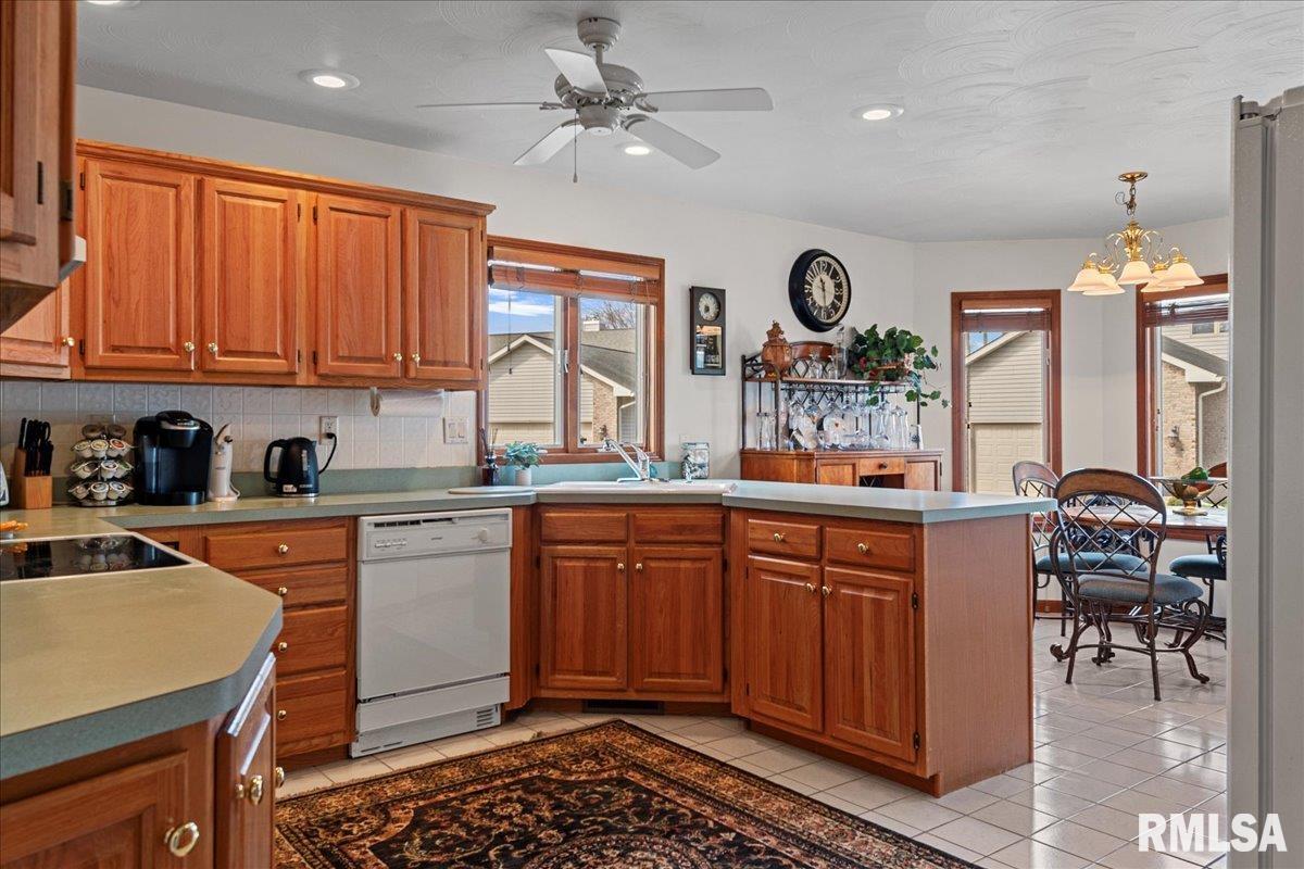 3204 Eagle Watch Drive, Springfield, Illinois image 14