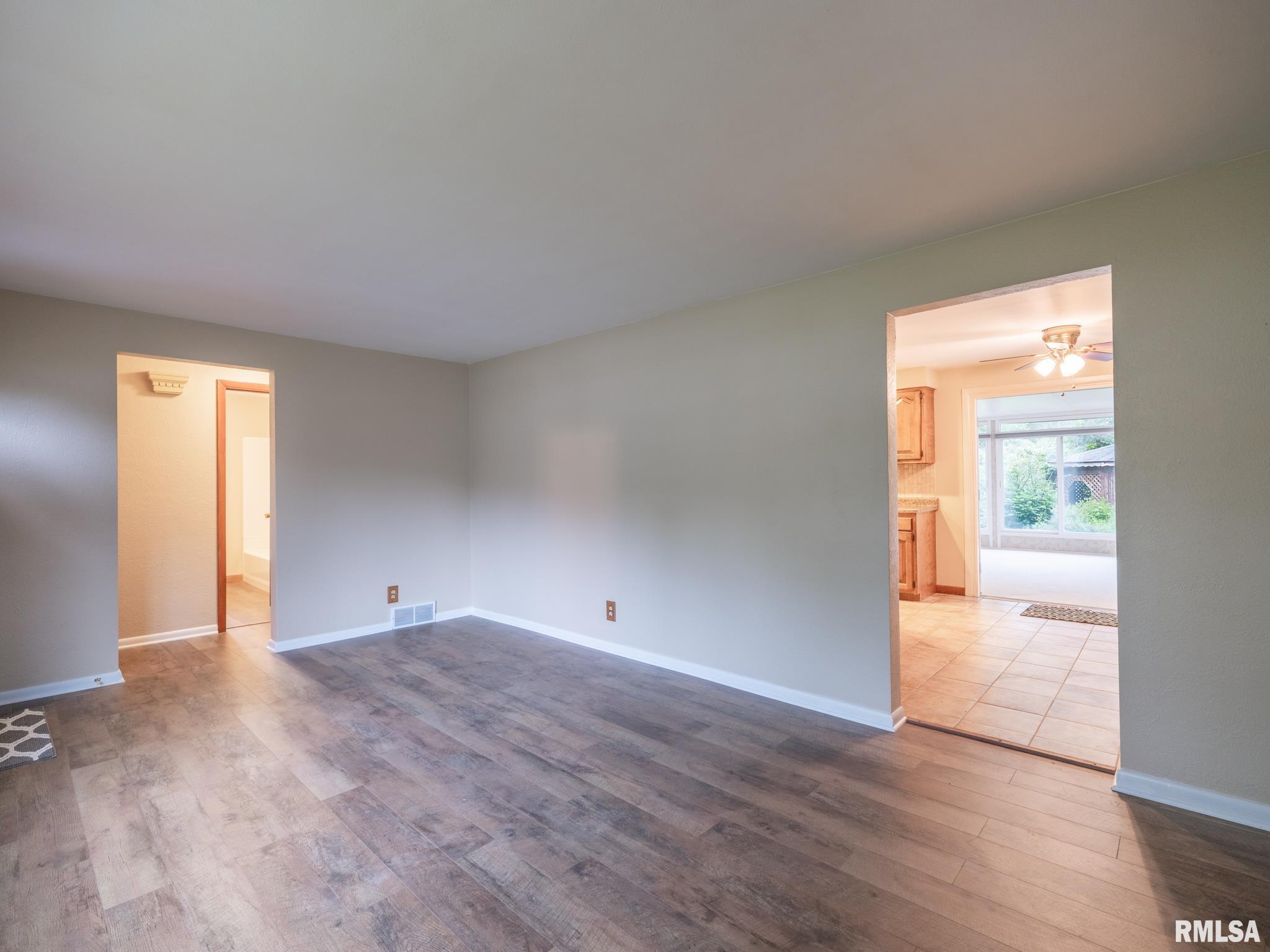 712 N Elbert Court, Hanna City, Illinois image 4