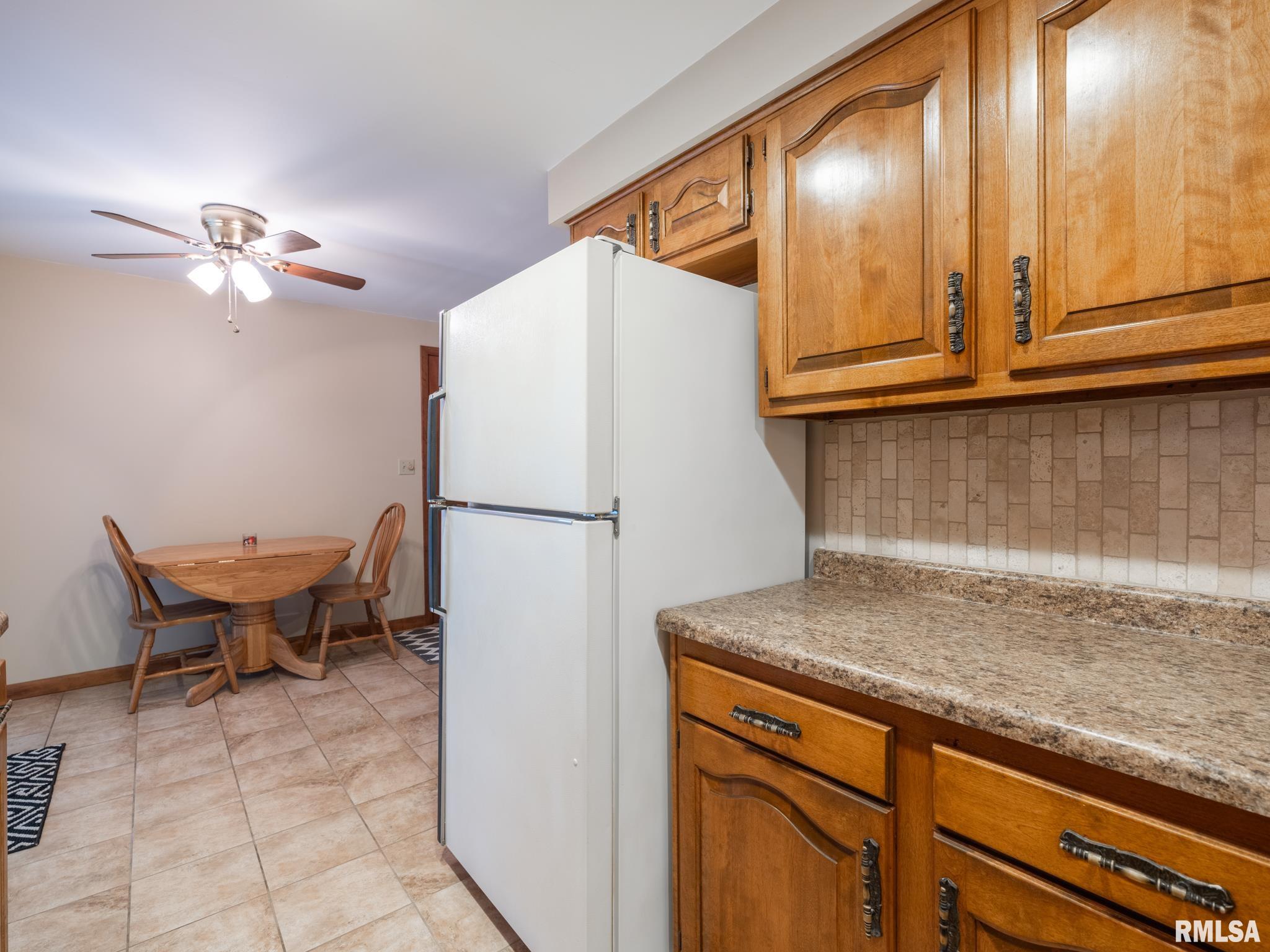 712 N Elbert Court, Hanna City, Illinois image 12