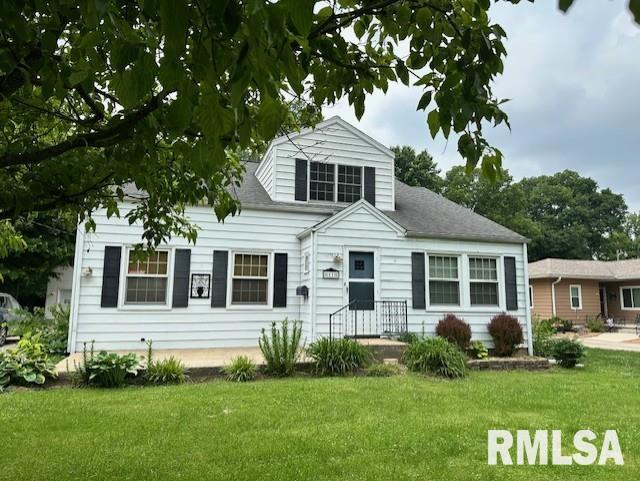 11 Jones Place, Jacksonville, Illinois image 1