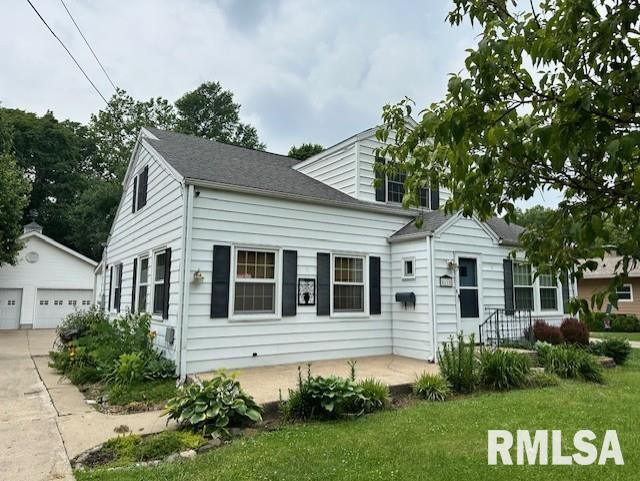 11 Jones Place, Jacksonville, Illinois image 32
