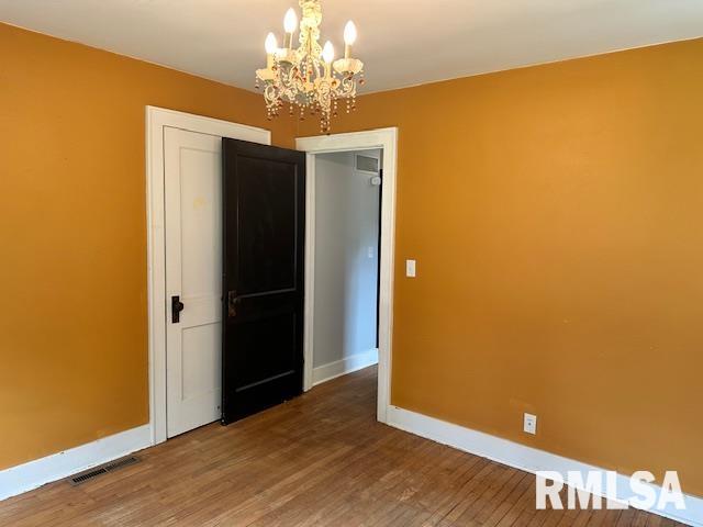 11 Jones Place, Jacksonville, Illinois image 16
