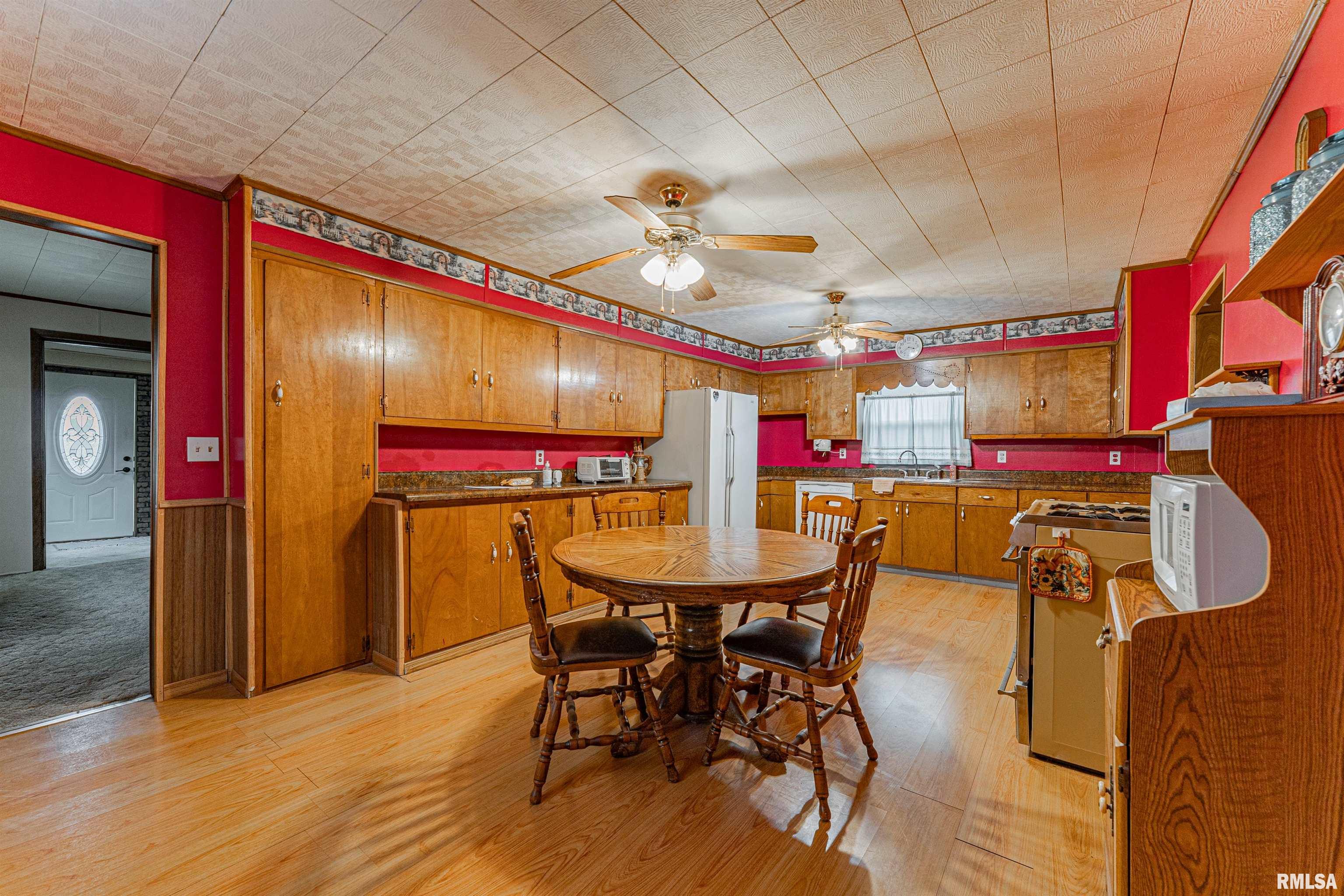 1203 N Logan Street, Lincoln, Illinois image 10