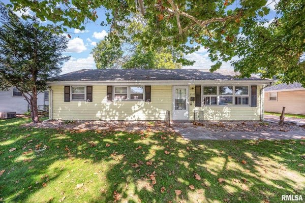 2527 W WESTMINISTER AVE, PEORIA, IL 61604 - Image 0d5258537d6f2b2891c729cc264cbeea/3562854584