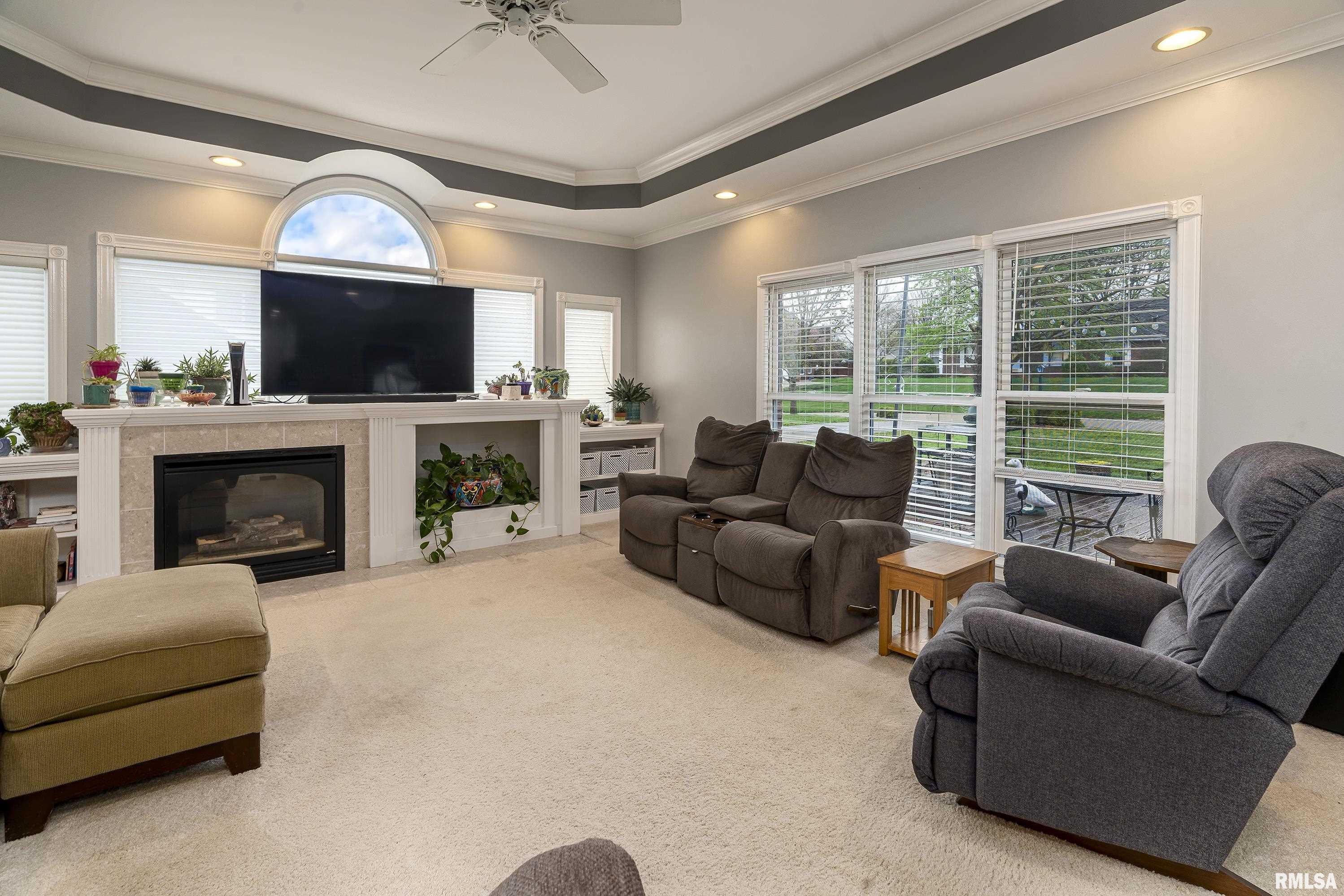 1303 Collins Lane, Marion, Illinois image 19