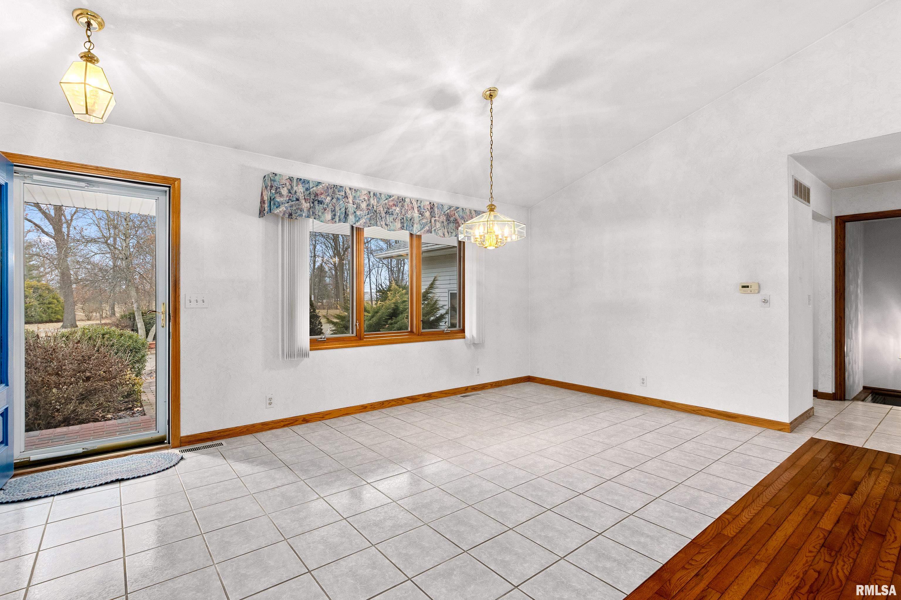 10425 Northpoint Road, Tremont, Illinois image 32